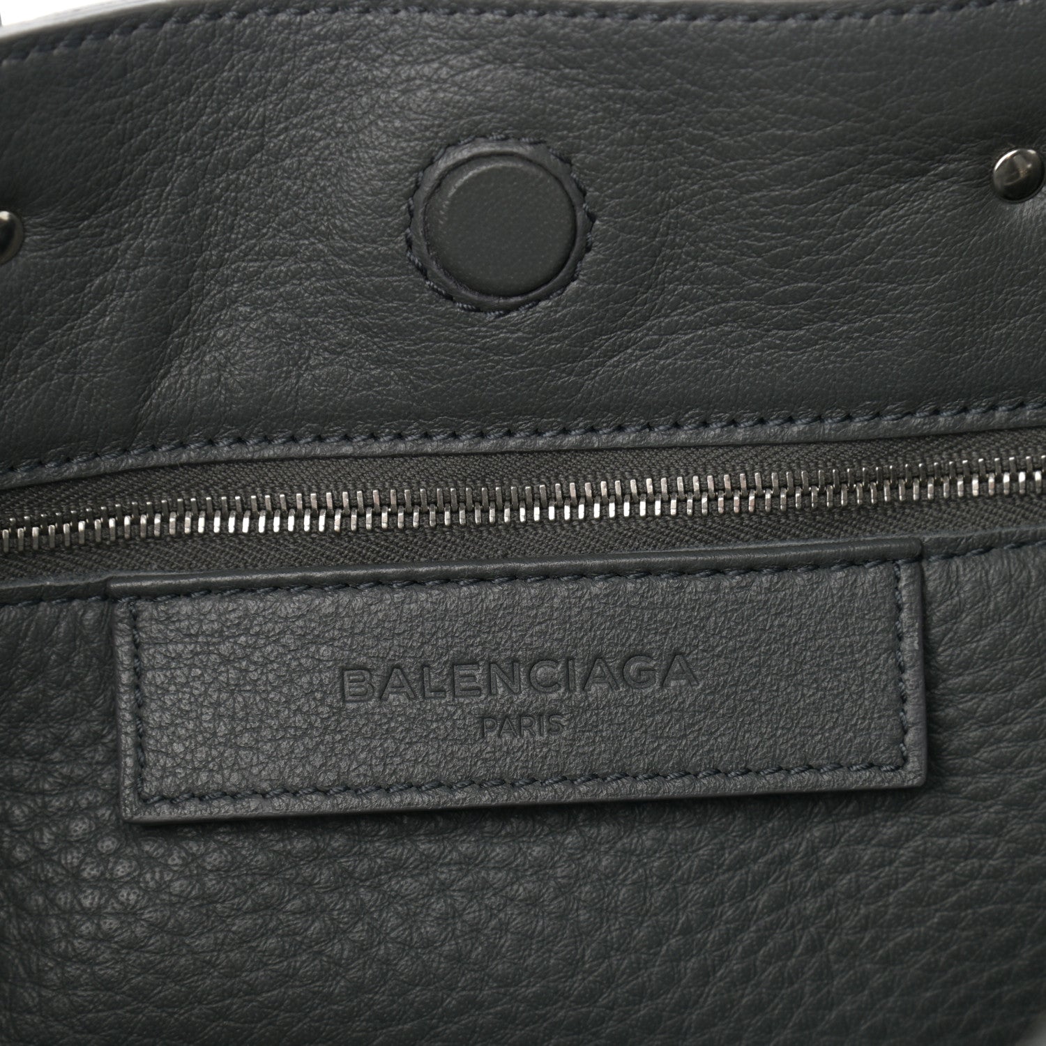 Balenciaga Veau Papier A6 Zip Around Tote Gris Fossile 6 of 9