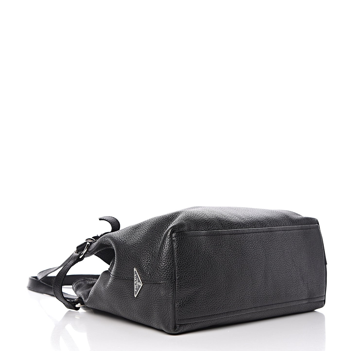 Vitello Daino Shoulder Bag Black