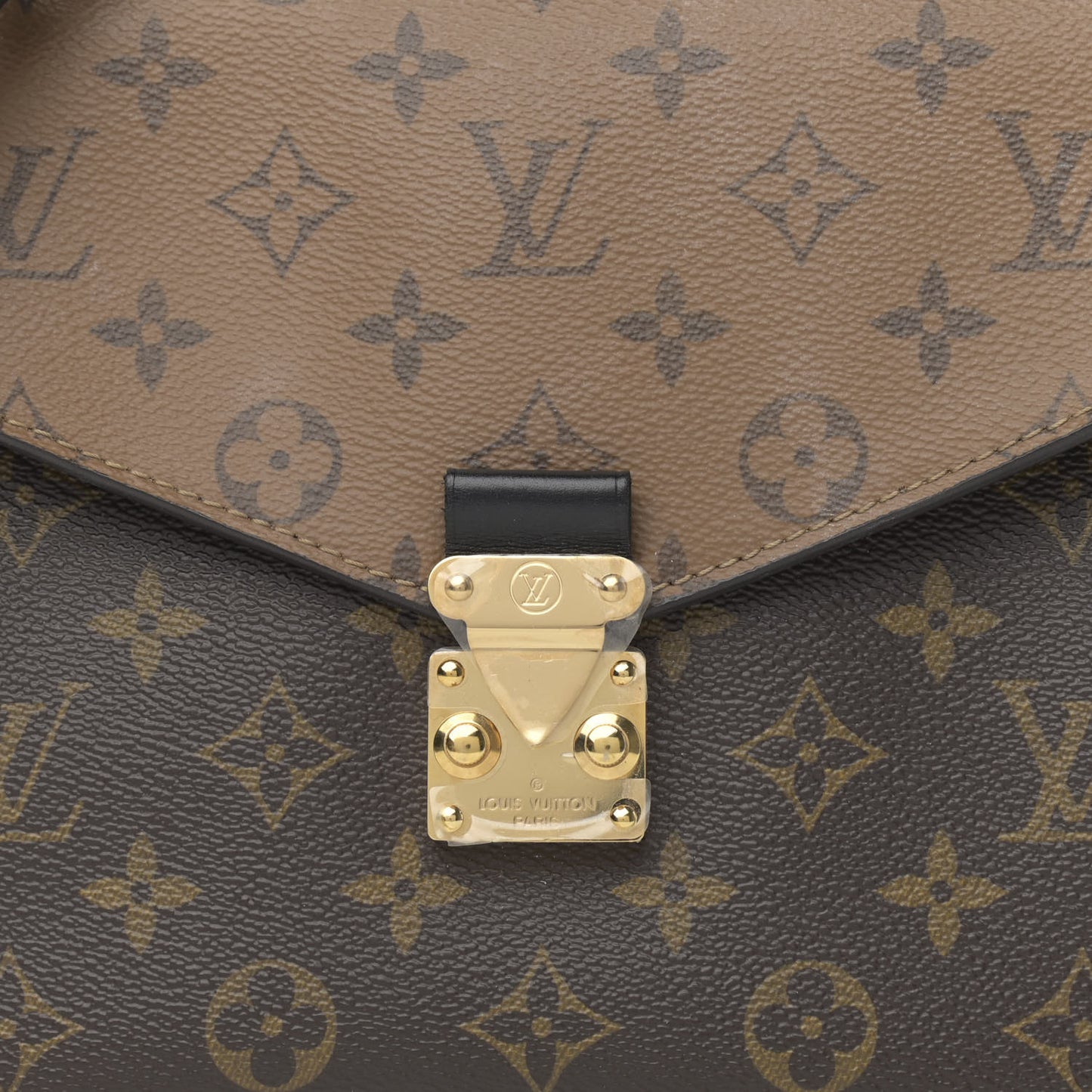 Reverse Monogram Pochette Metis
