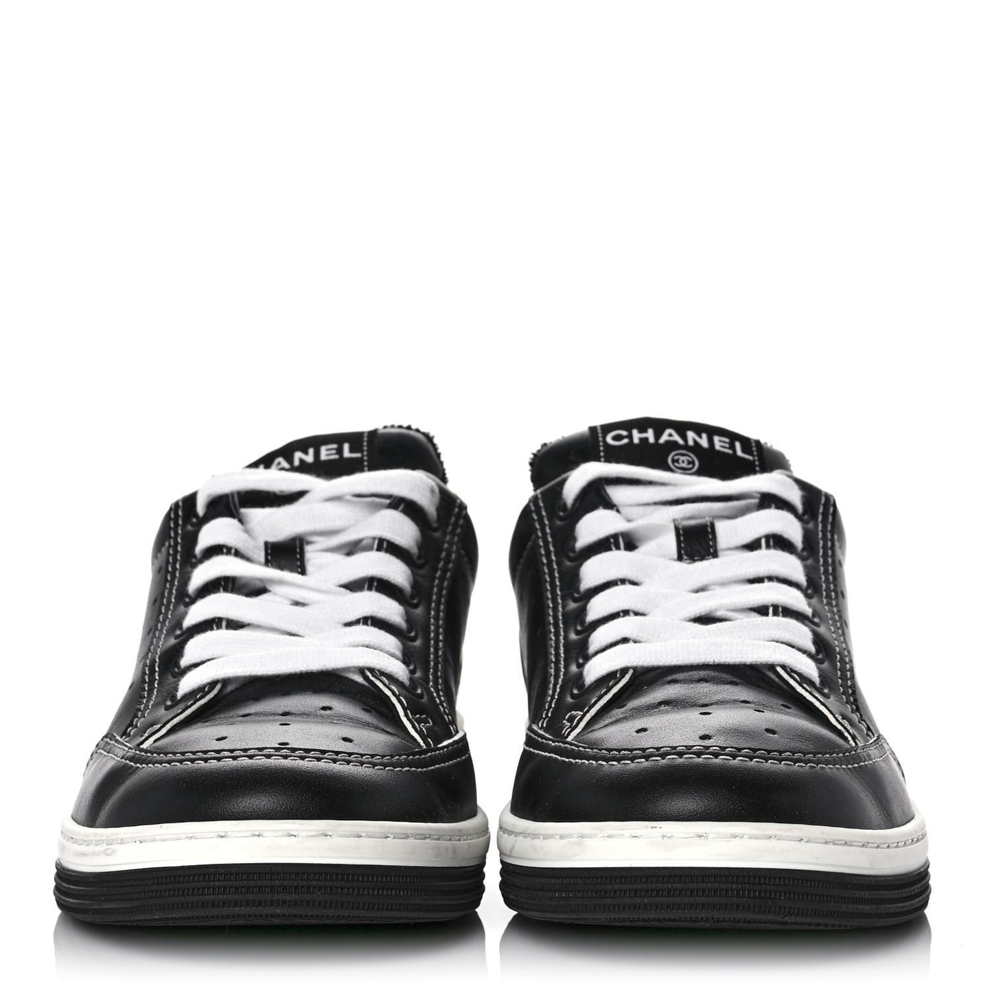 Calfskin Womens Logo Sneakers 37 Black White