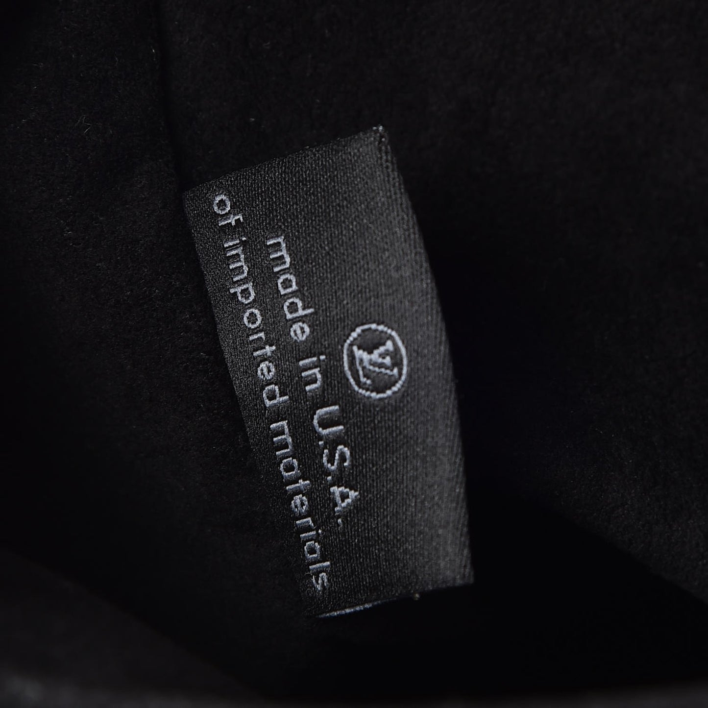 Reverse Monogram Pochette Metis