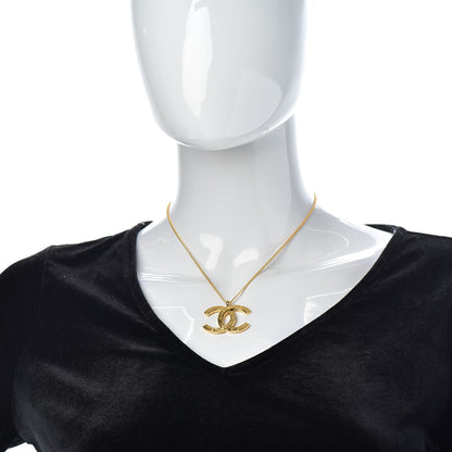 Chanel Metal CC Paris Button Necklace Gold 2 of 5