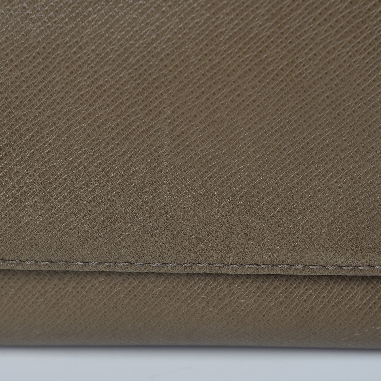 Louis Vuitton Taiga Roman PM Messenger Oural 19 of 27