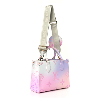 Louis Vuitton Monogram Giant Spring In The City Onthego PM Sunrise Pastel 3 of 9