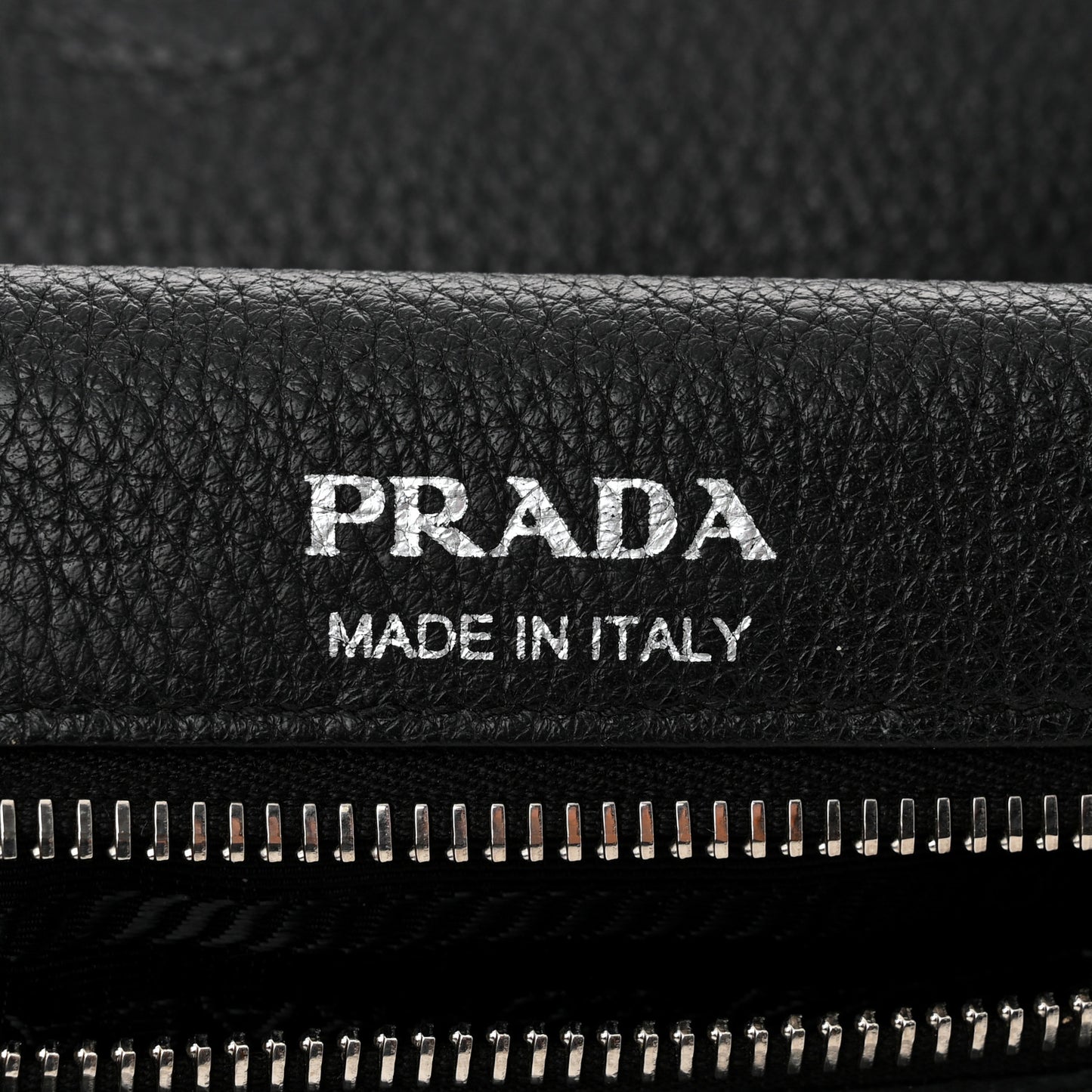 Vitello Daino Soft Flap Crossbody Black