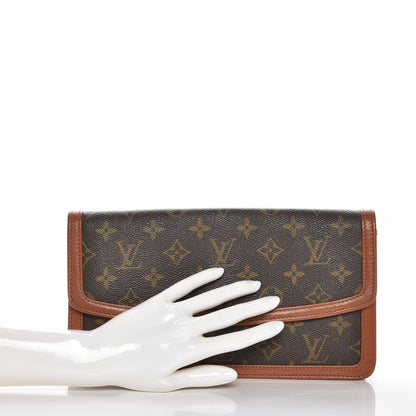 Louis Vuitton Monogram Pochette Dame 26 2 of 9