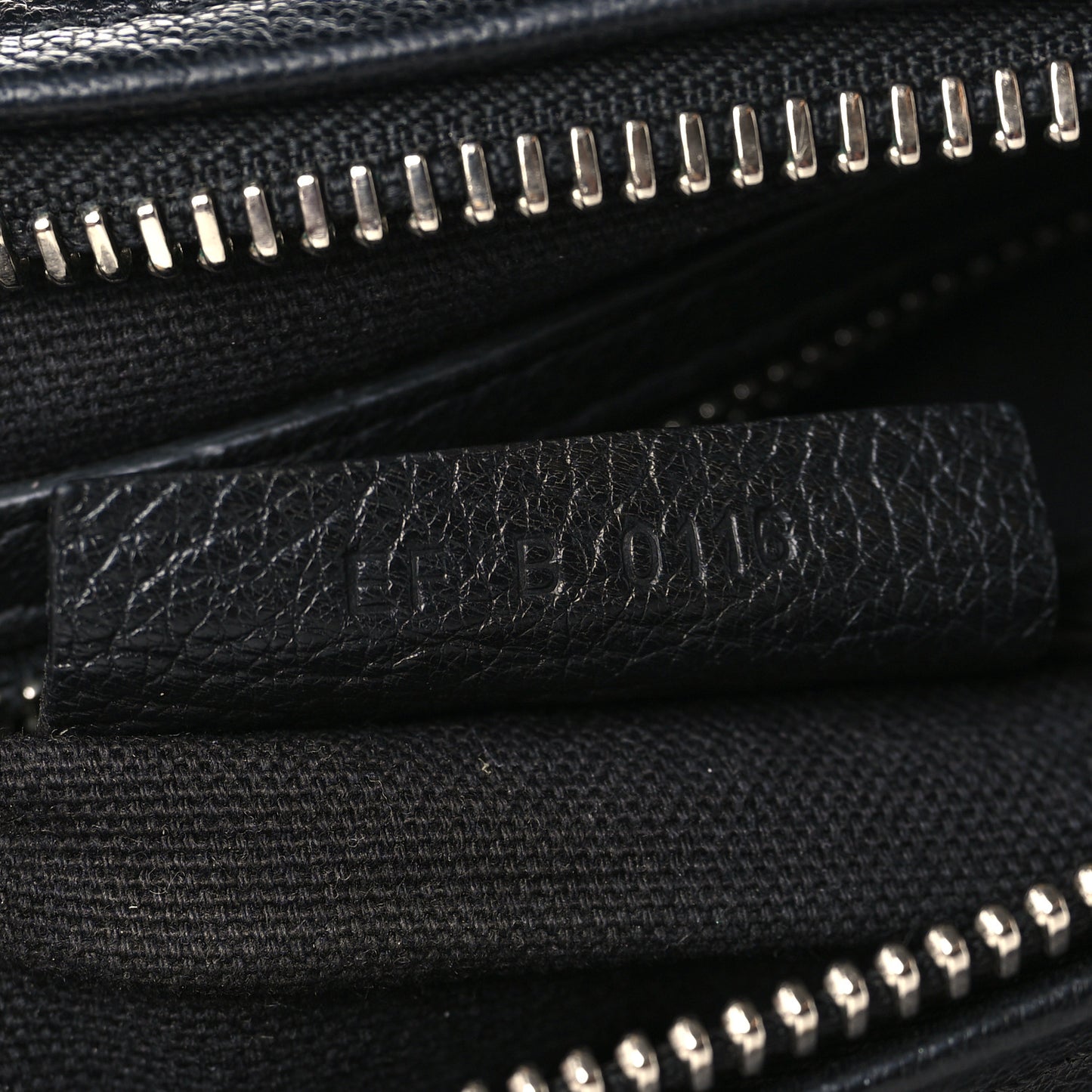 Sugar Goatskin Small Pandora Black