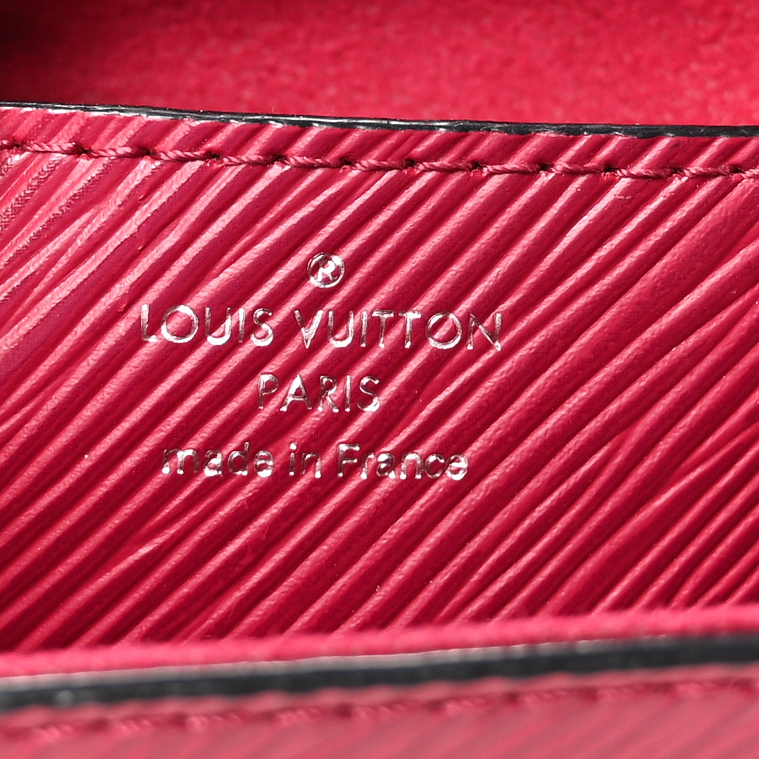 Louis Vuitton Epi Twist Shoulder Bag MM Fuchsia 1868715 – FASHIONPHILE