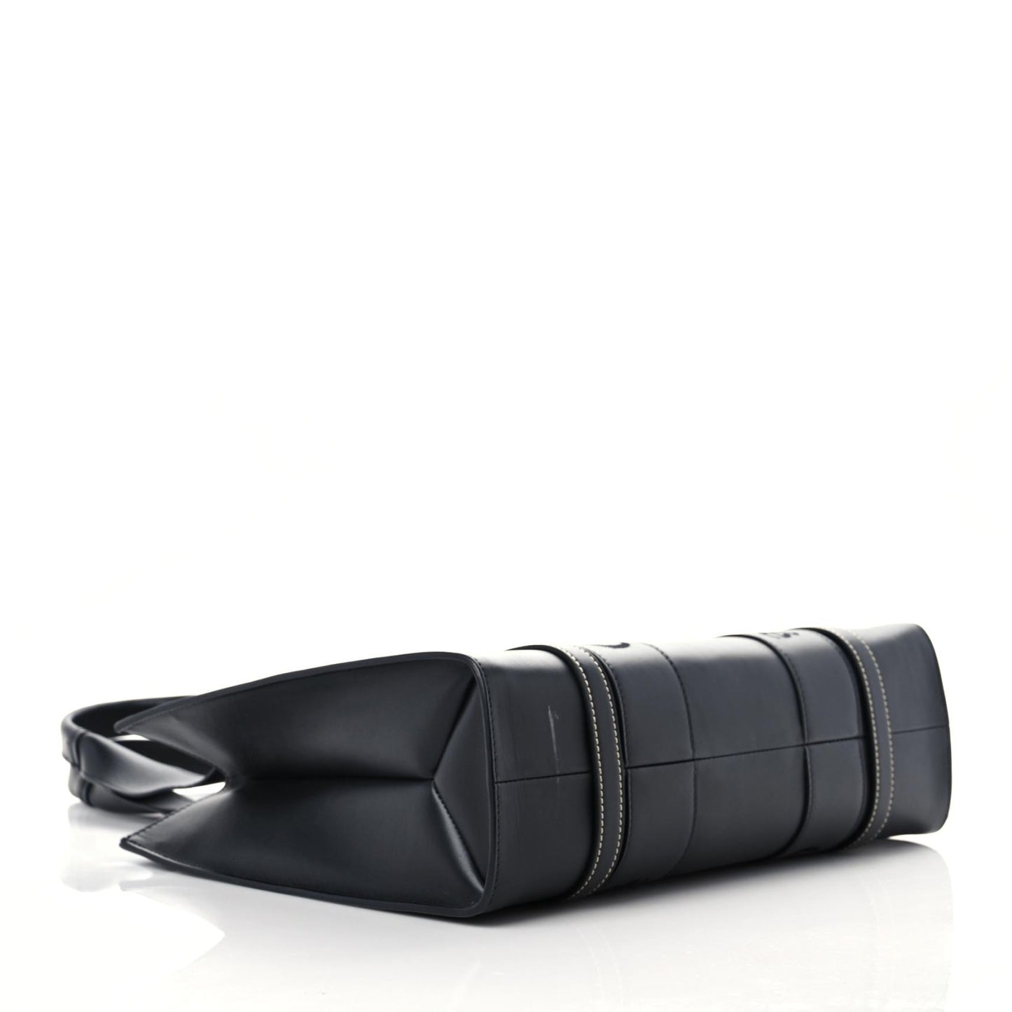 Calfskin Medium Woody Tote Black