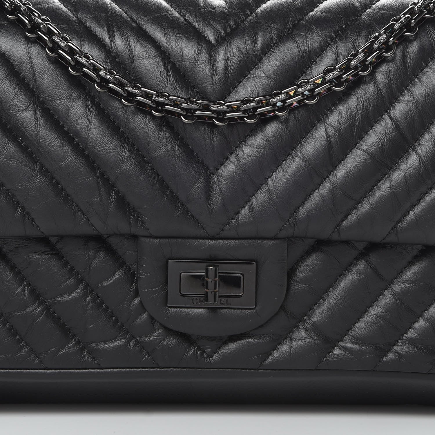 Chanel Aged Calfskin Chevron Quilted 2.55 Reissue 225 Flap So Black 8 of 17