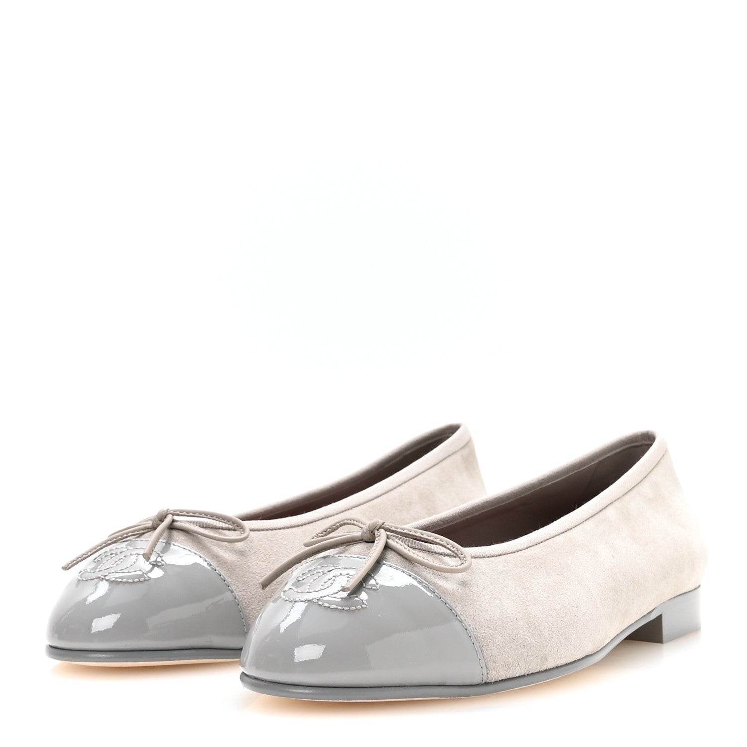 Chanel Suede Patent Cap Toe CC Ballerina Flats 38.5 Grey 38 Light Grey 4 of 9