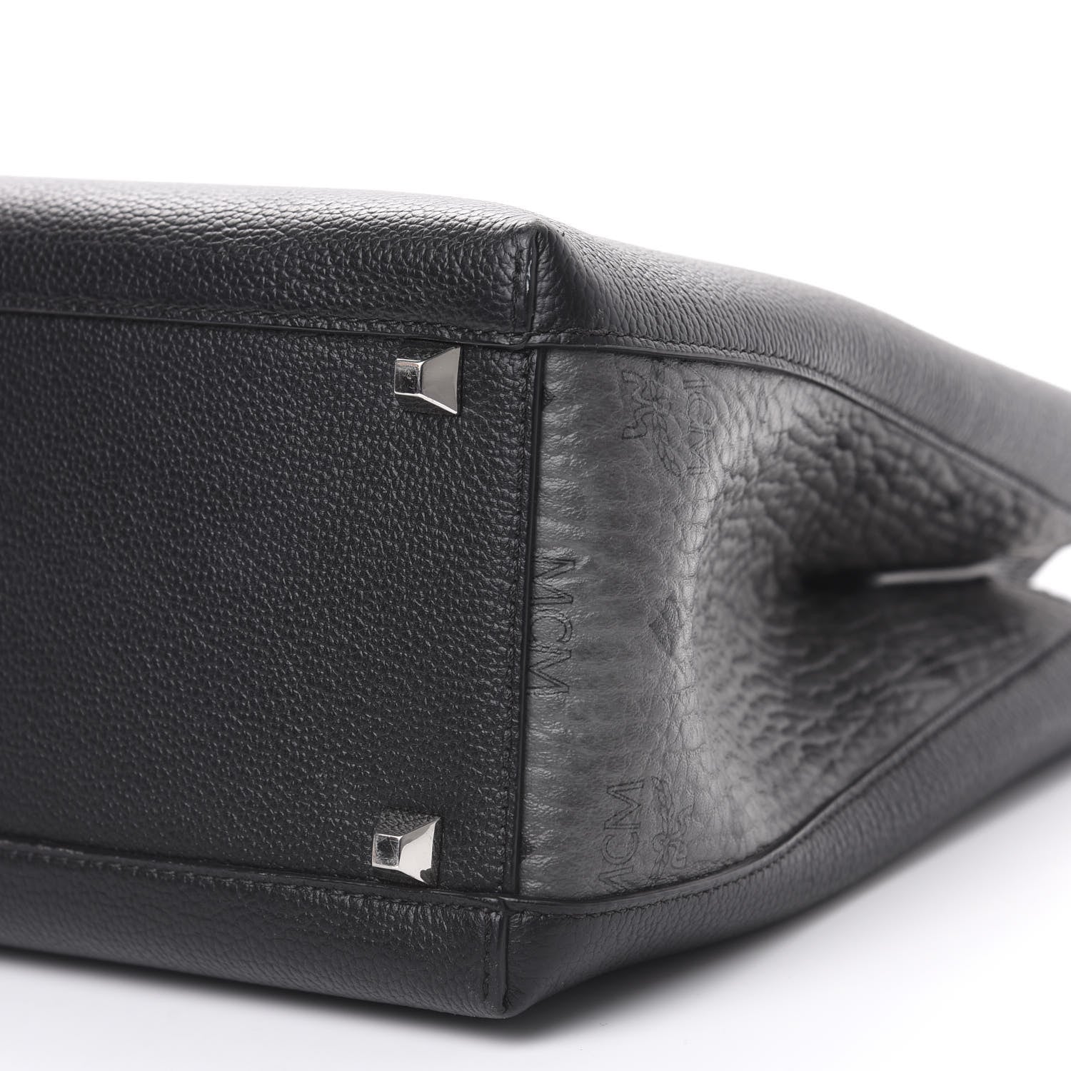 MCM Grained Calfskin Visetos Medium Sarah Hobo Black 10 of 11