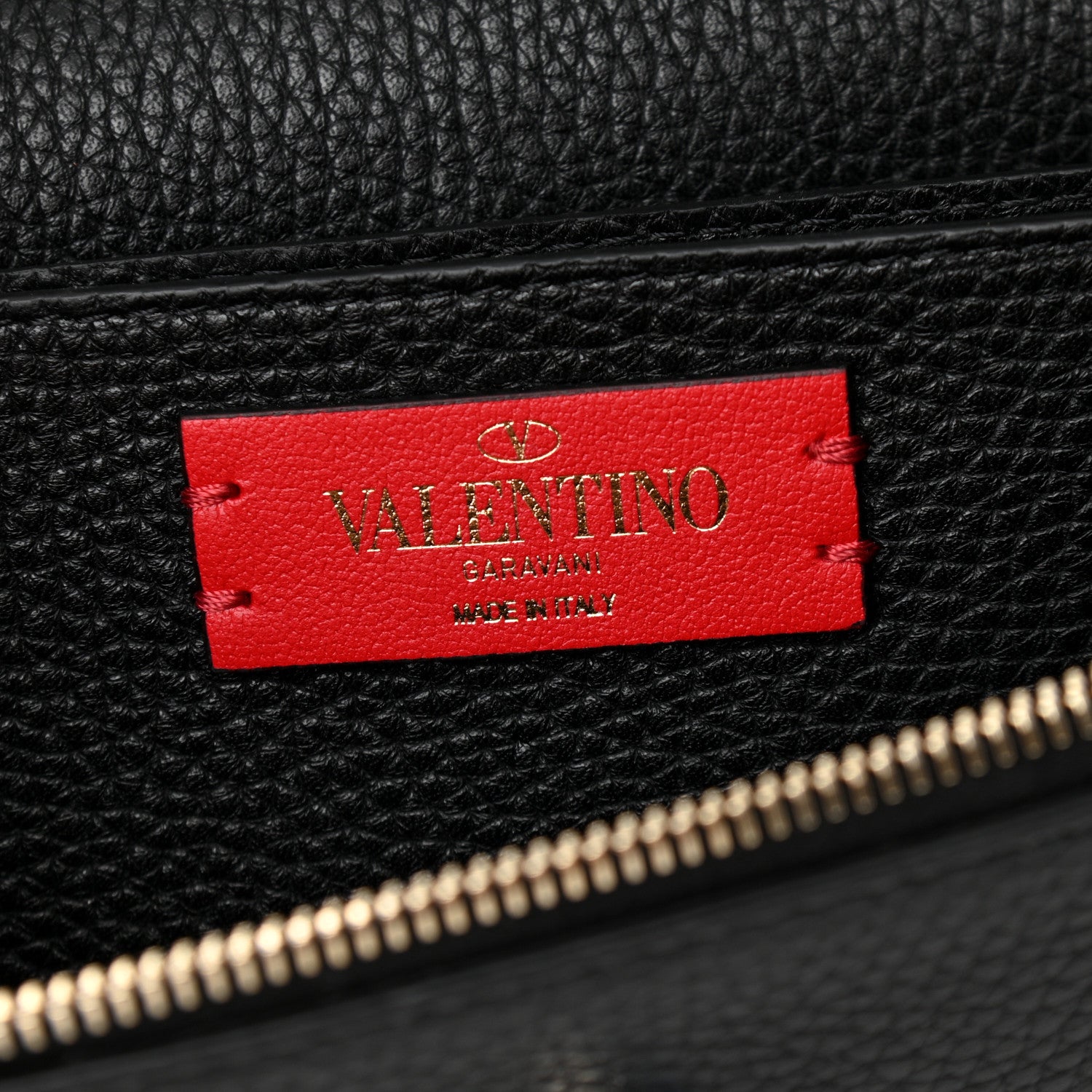 Valentino Garavani Pebbled Calfskin Rockstud Flap Wallet On Chain Black 6 of 9