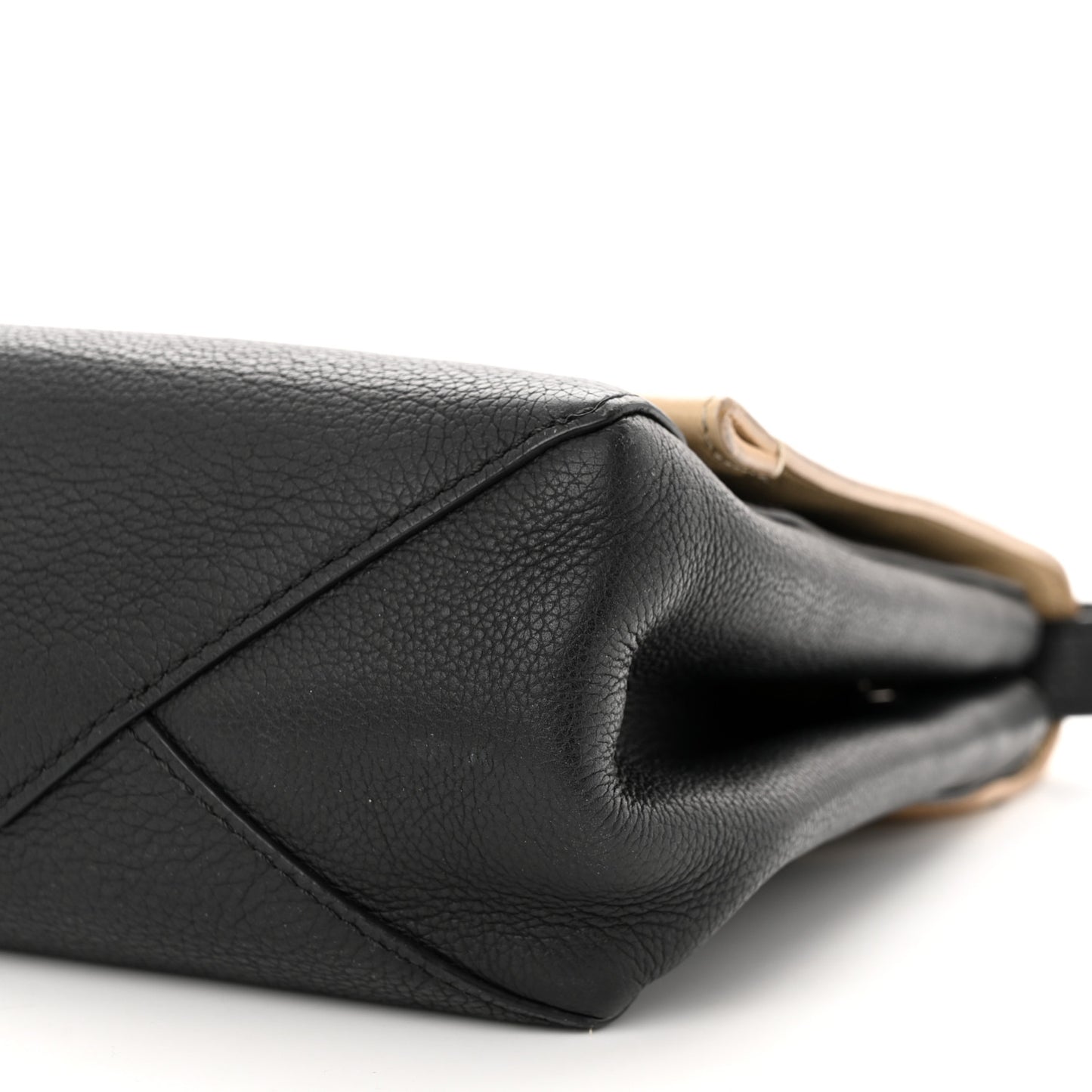 Soft Calfskin Lockme II Top Handle Vanille Black