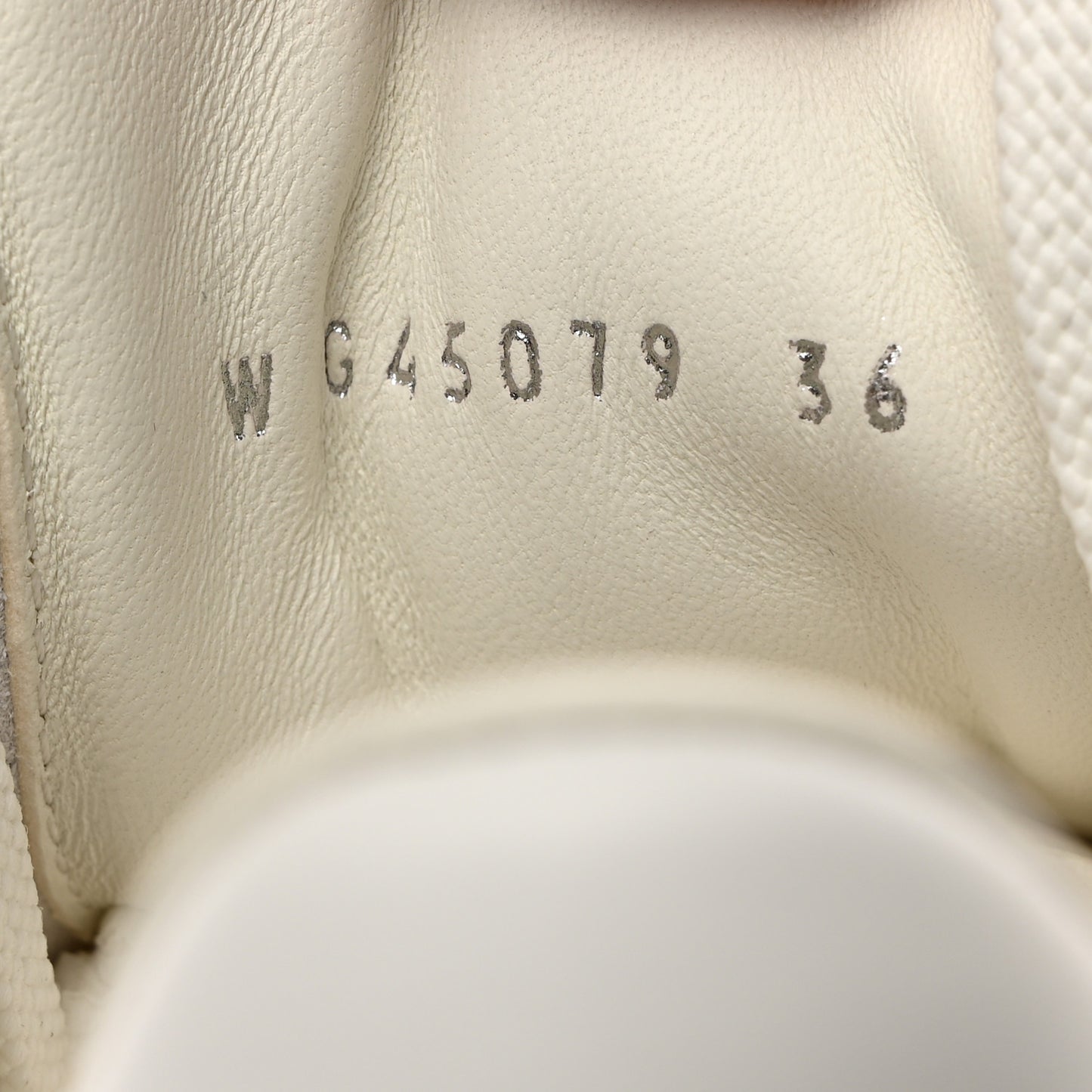 Calfskin CC Womens Sneakers 36 White