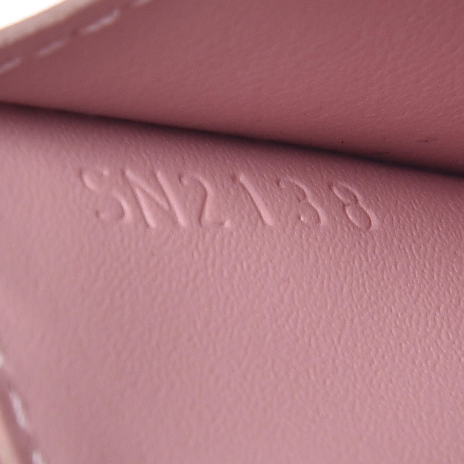 Louis Vuitton Vernis Key Pouch Rose Ballerine 7 of 9