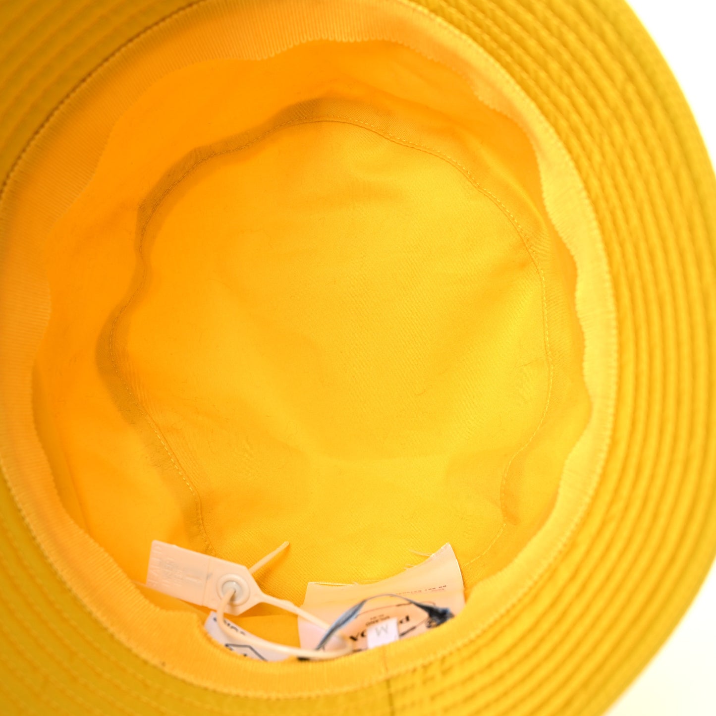 Re-Nylon Triangle Womens Bucket Hat M Giallo