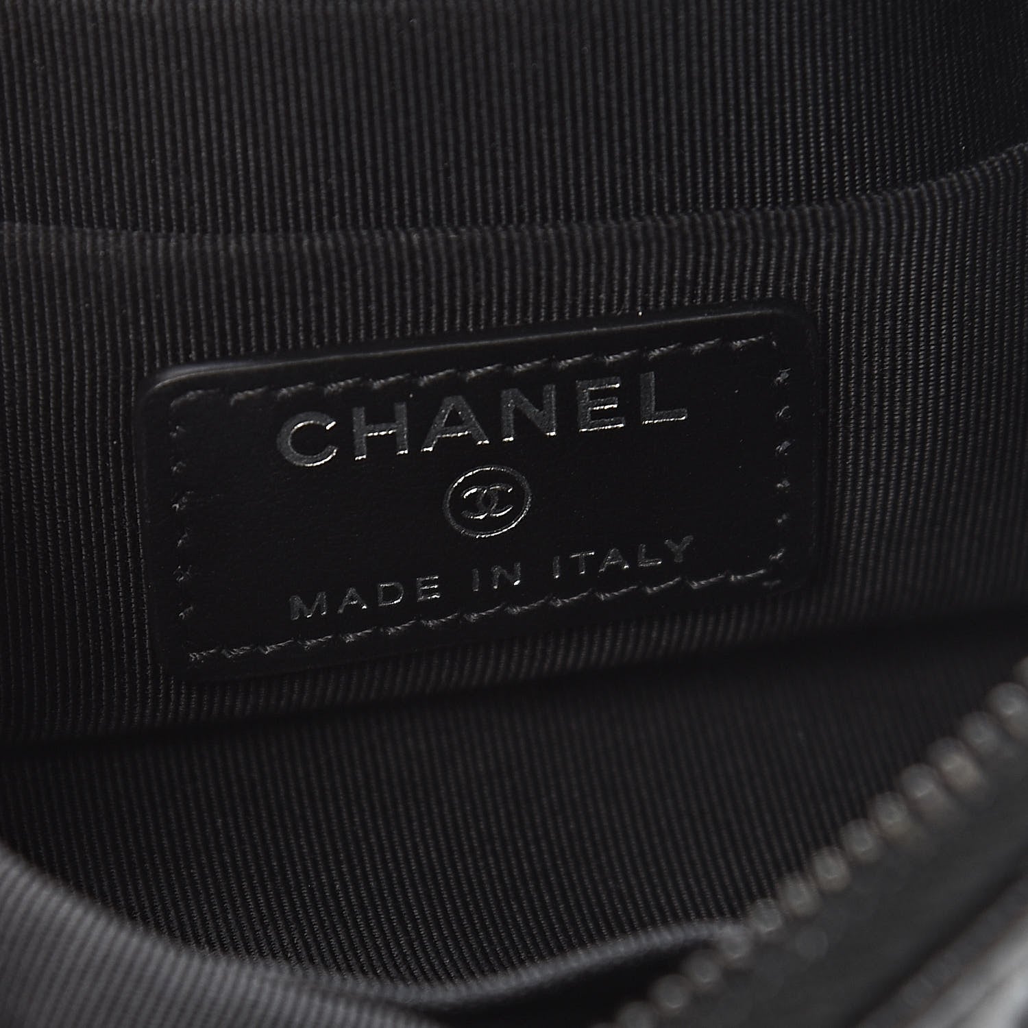 Chanel Aged Calfskin Quilted Medium Reissue Cosmetic Case So Black 6 of 8