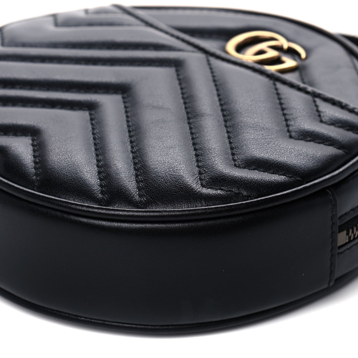 Calfskin Matelasse GG Marmont Round Wrist Wallet Black