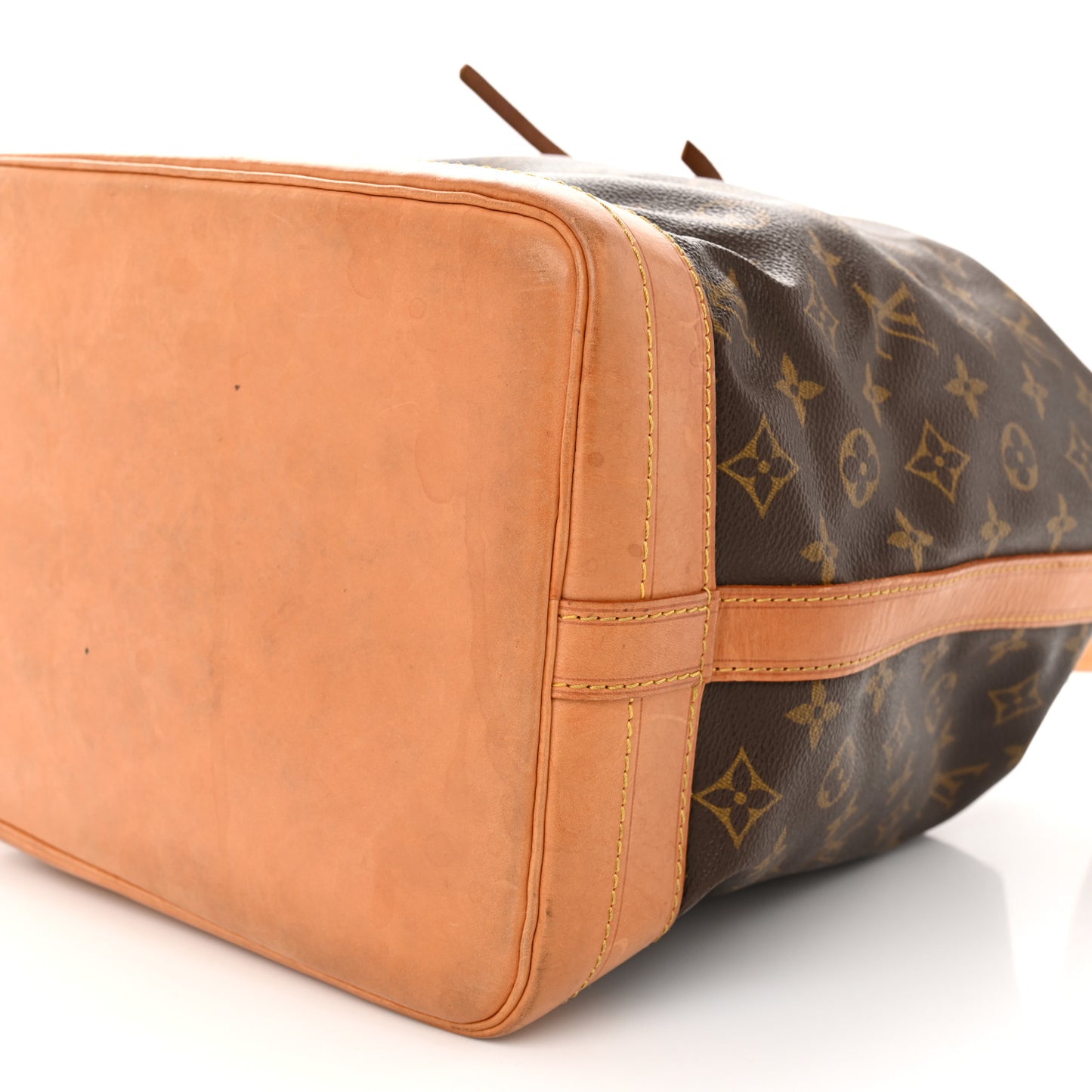 Monogram Noe