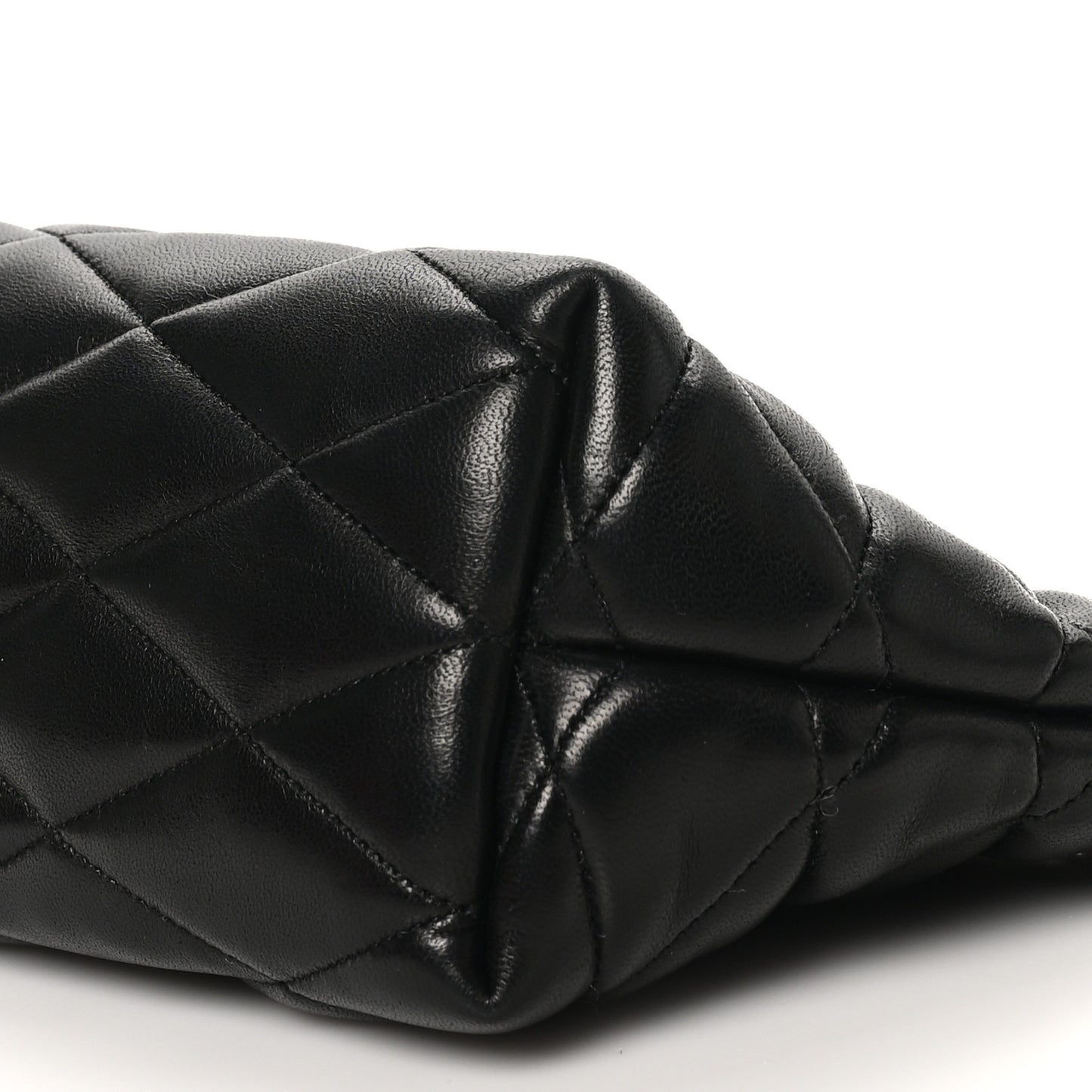 Lambskin Quilted Gaby Zipped Shoulder Bag Black