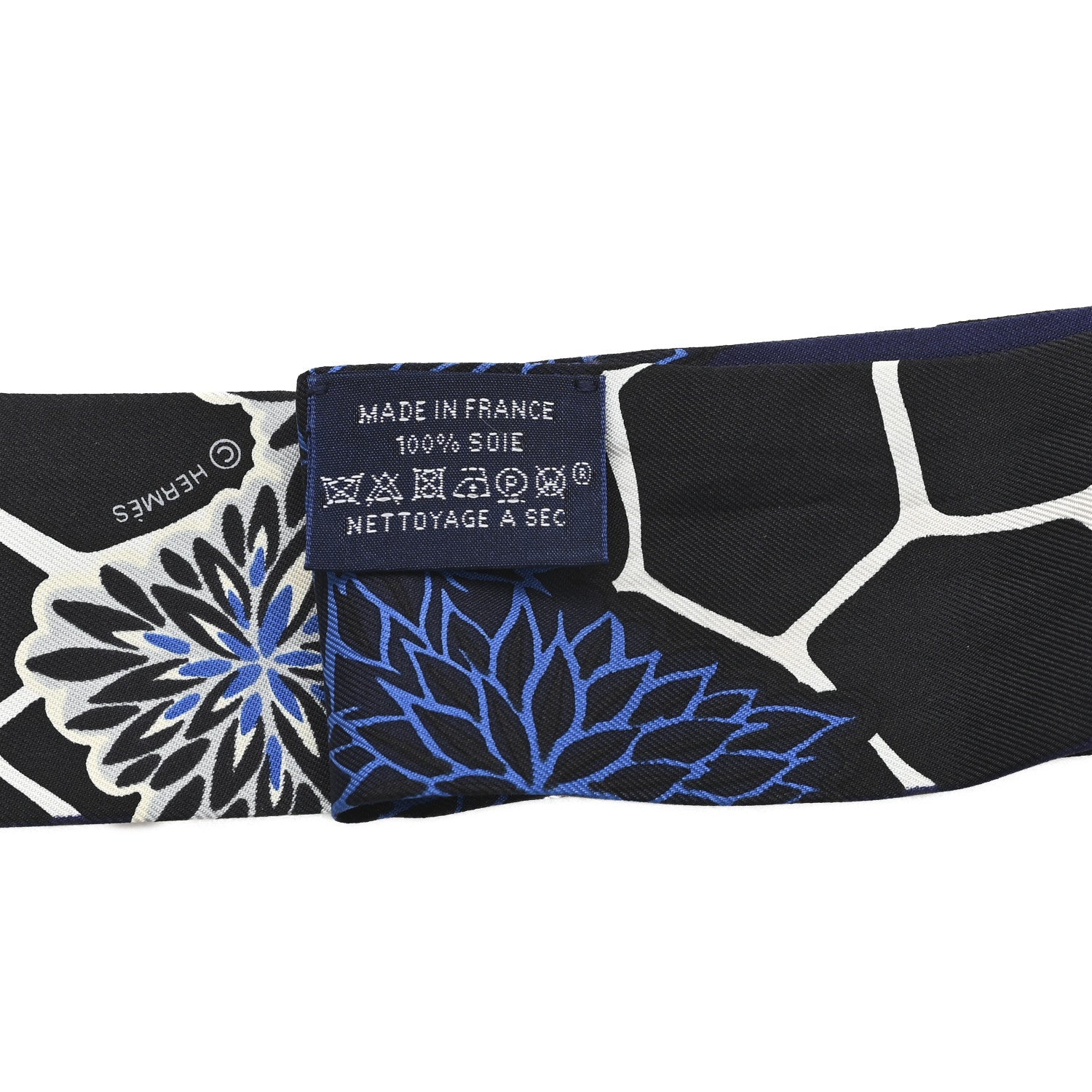 Hermes Silk The Three Graces Twilly Bleu Nuit Gold Black 3 of 3