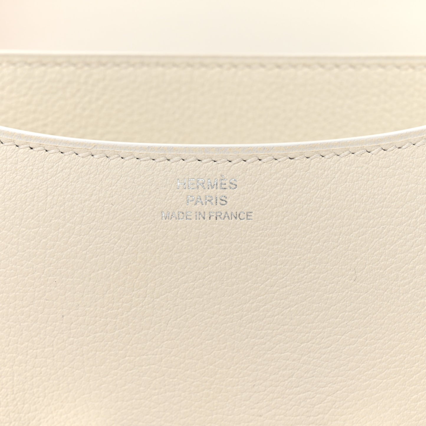 Evercolor Constance 18 White