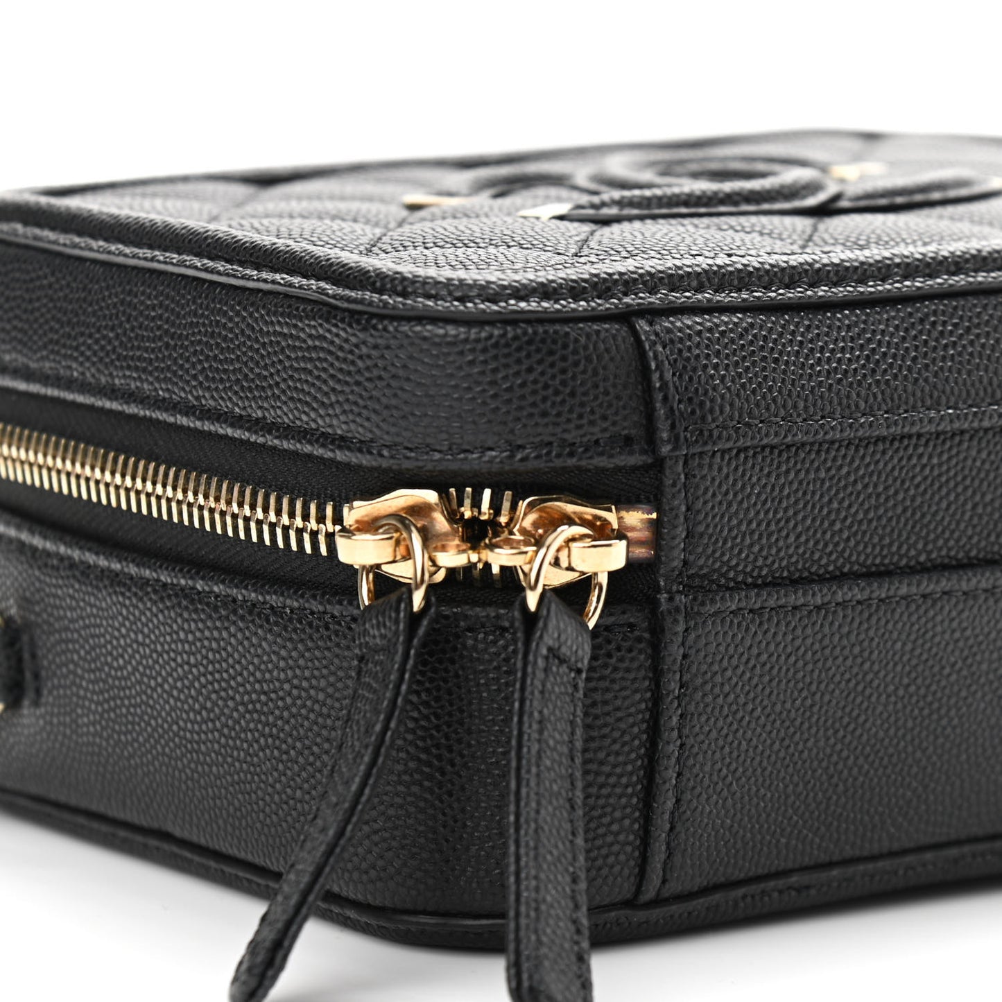 Caviar Quilted Small CC Filigree Vanity Case Black