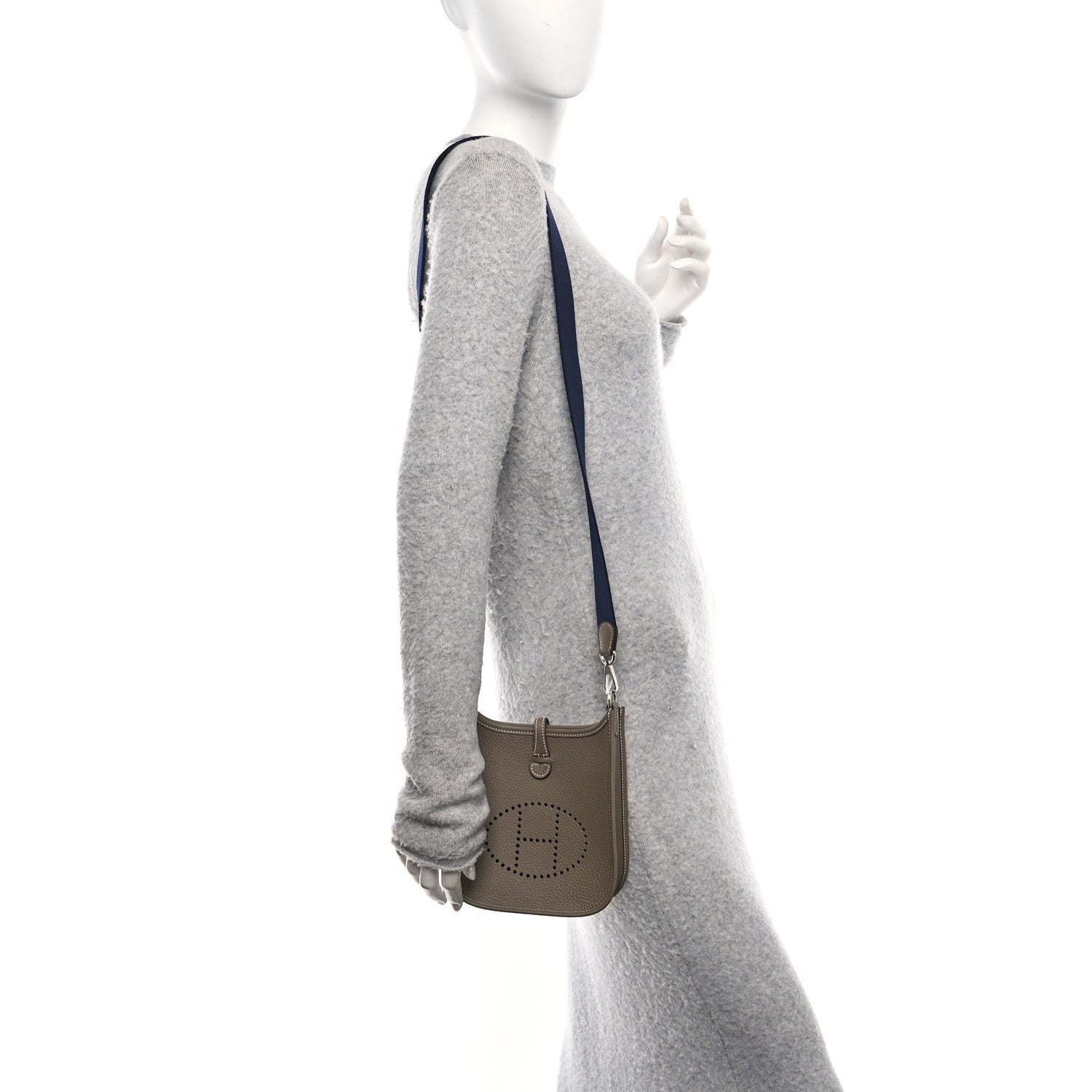 Hermes Taurillon Clemence Amazone Evelyne TPM Etoupe Bleu Indigo 3 of 10