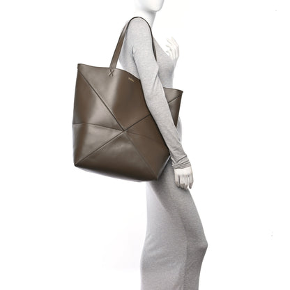Loewe Shiny Calfskin Medium Puzzle Fold Tote Umber 3 of 9