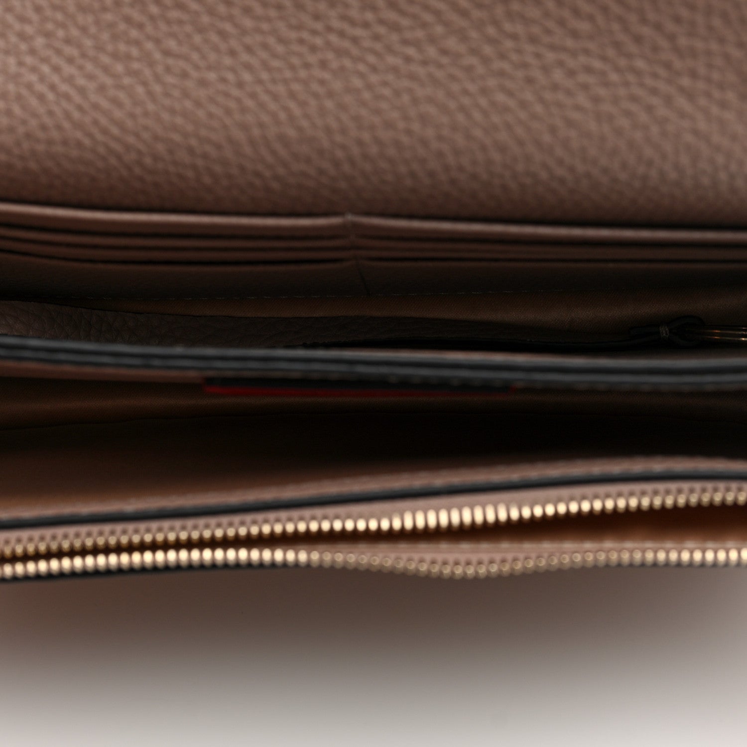 Valentino Garavani Pebbled Calfskin Rockstud Flap Wallet On Chain Poudre 5 of 10