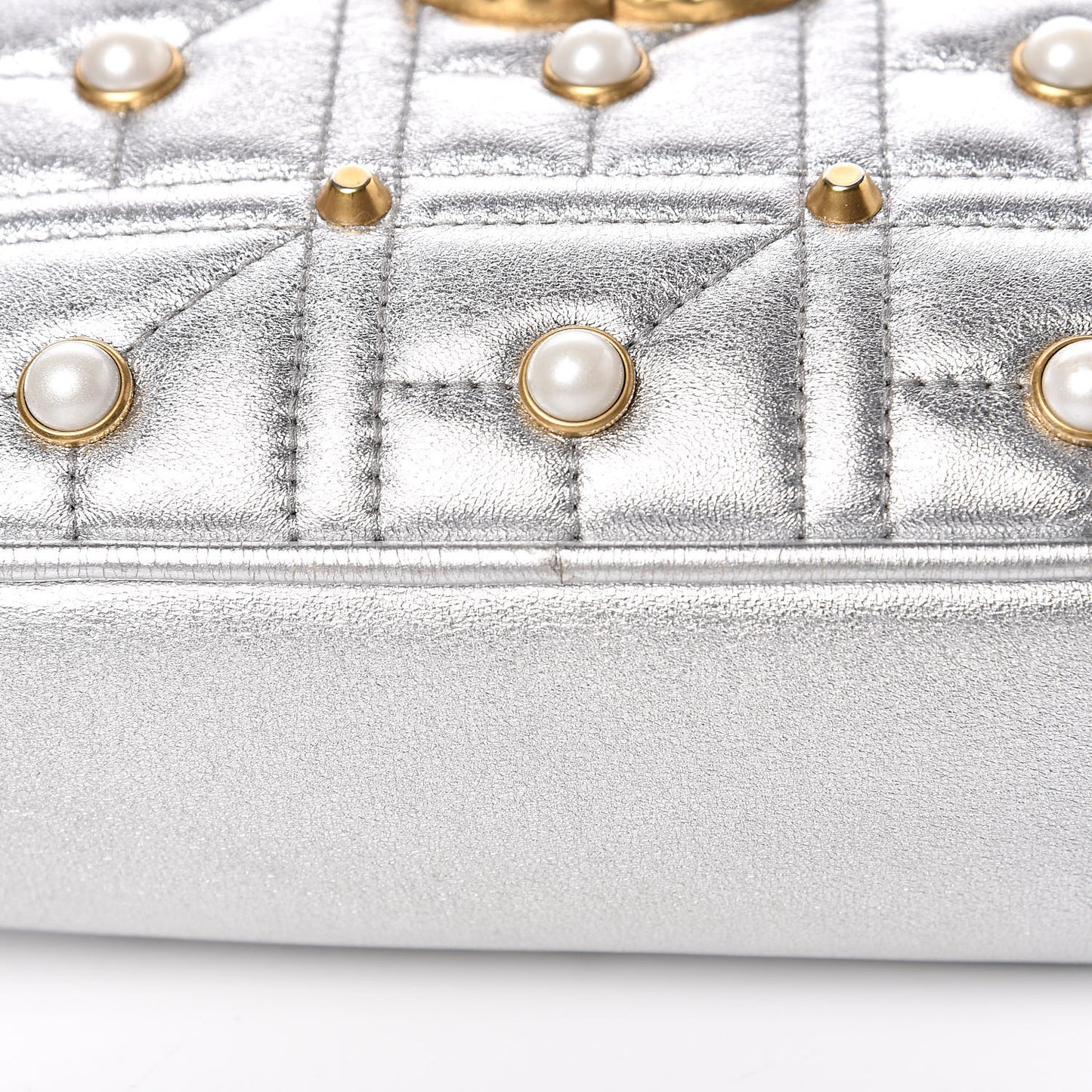Metallic Calfskin Matelasse Studded Small Pearly GG Marmont Chain Shoulder Bag Silver