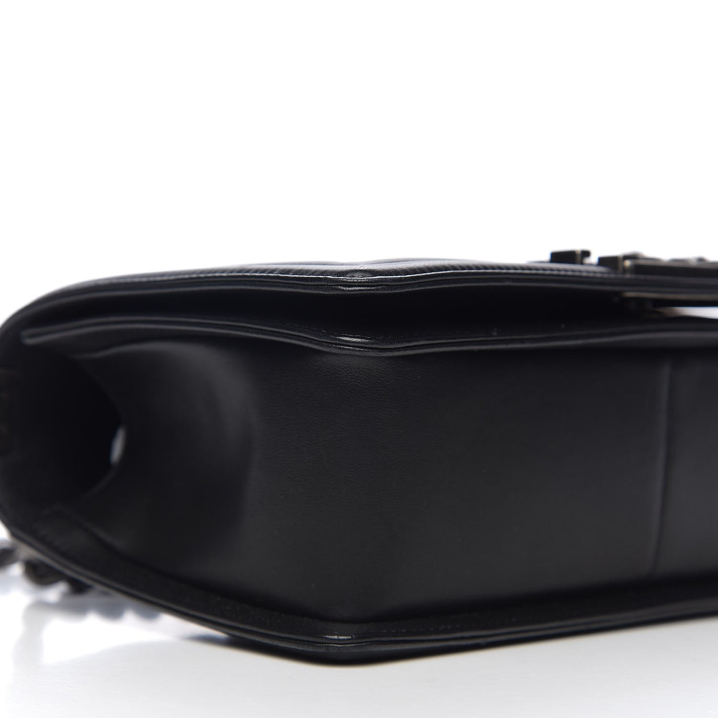 Lambskin Quilted Medium Boy Flap Black