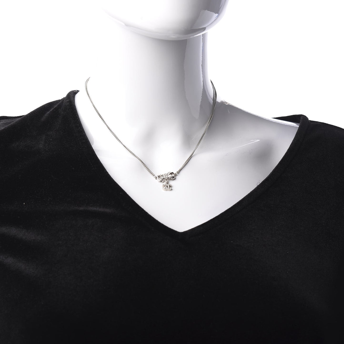 Crystal CC Bow Necklace Silver