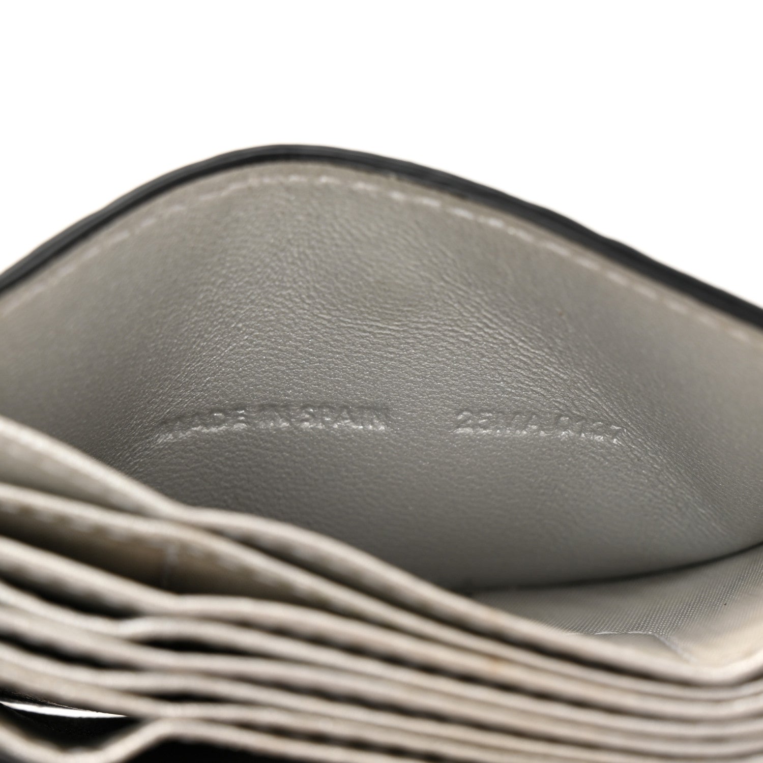 Christian Dior Metallic Grained Calfskin Cannage Lady Dior 5-Gusset Card Holder Silver 7 of 9