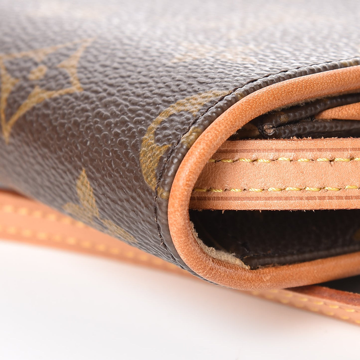 Monogram Pochette Twin GM