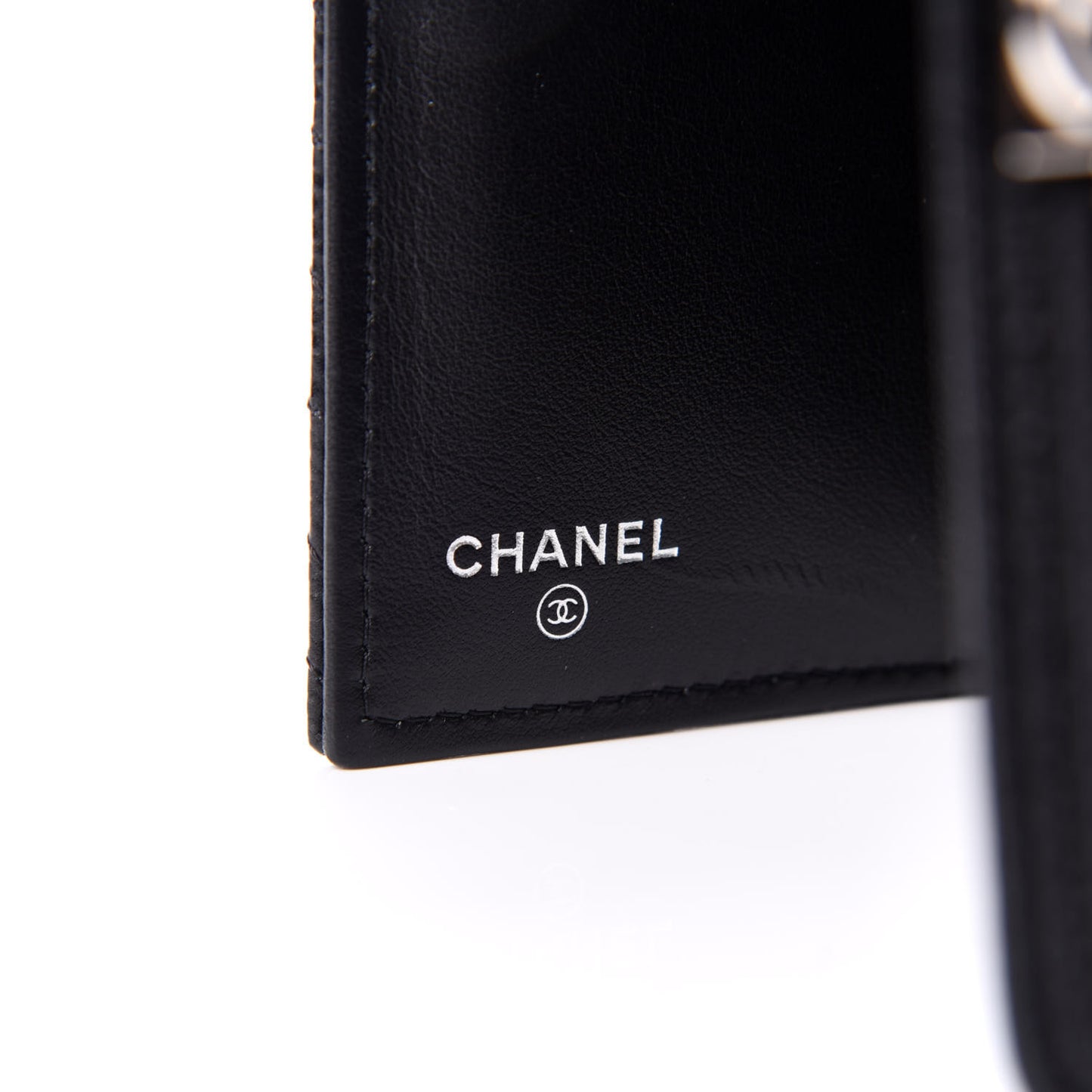 Caviar Chevron Quilted Medium Boy Flap Wallet Black