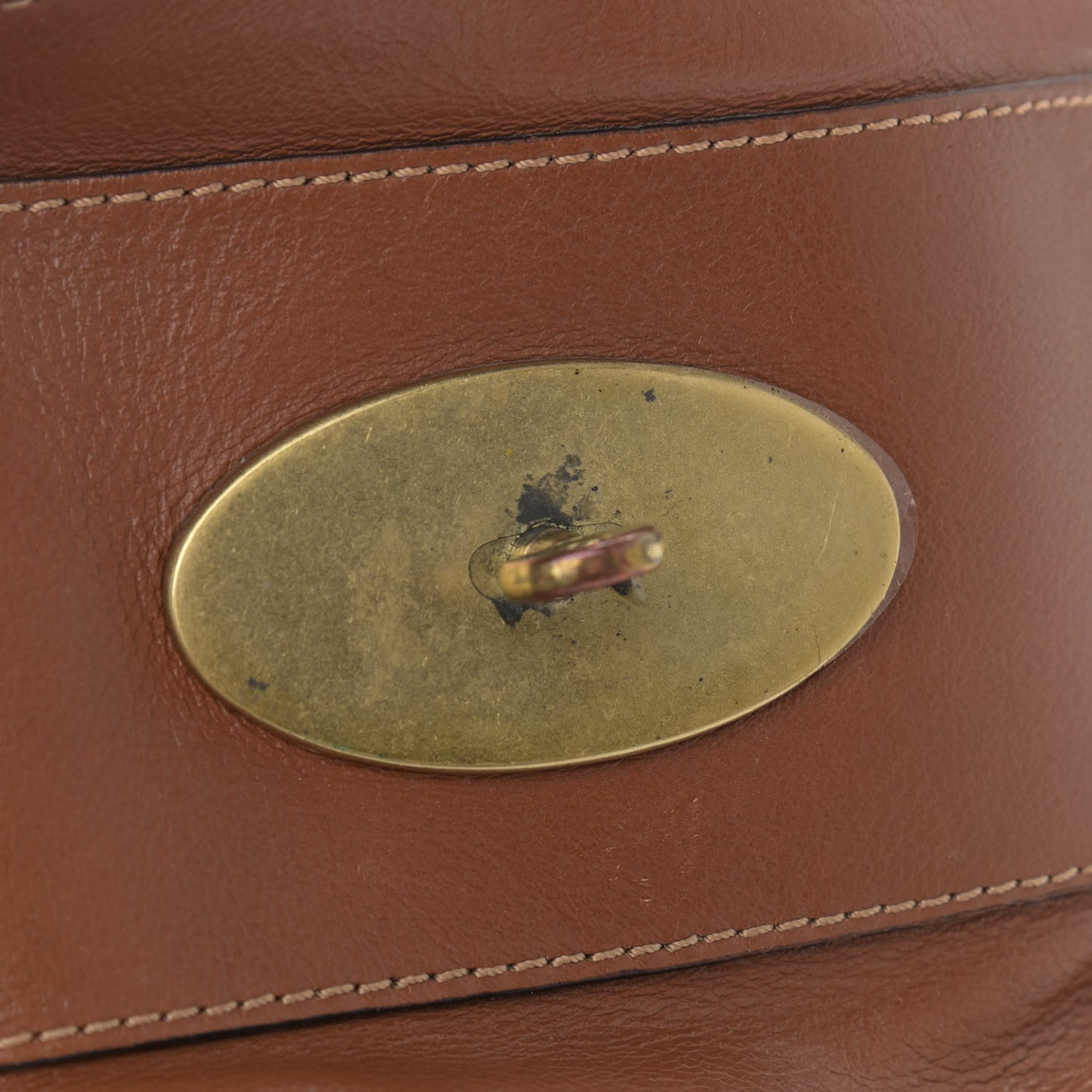 Soft Buffalo Medium Alexa Oak