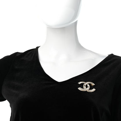 Chanel Baguette Crystal CC Brooch Gold 2 of 4
