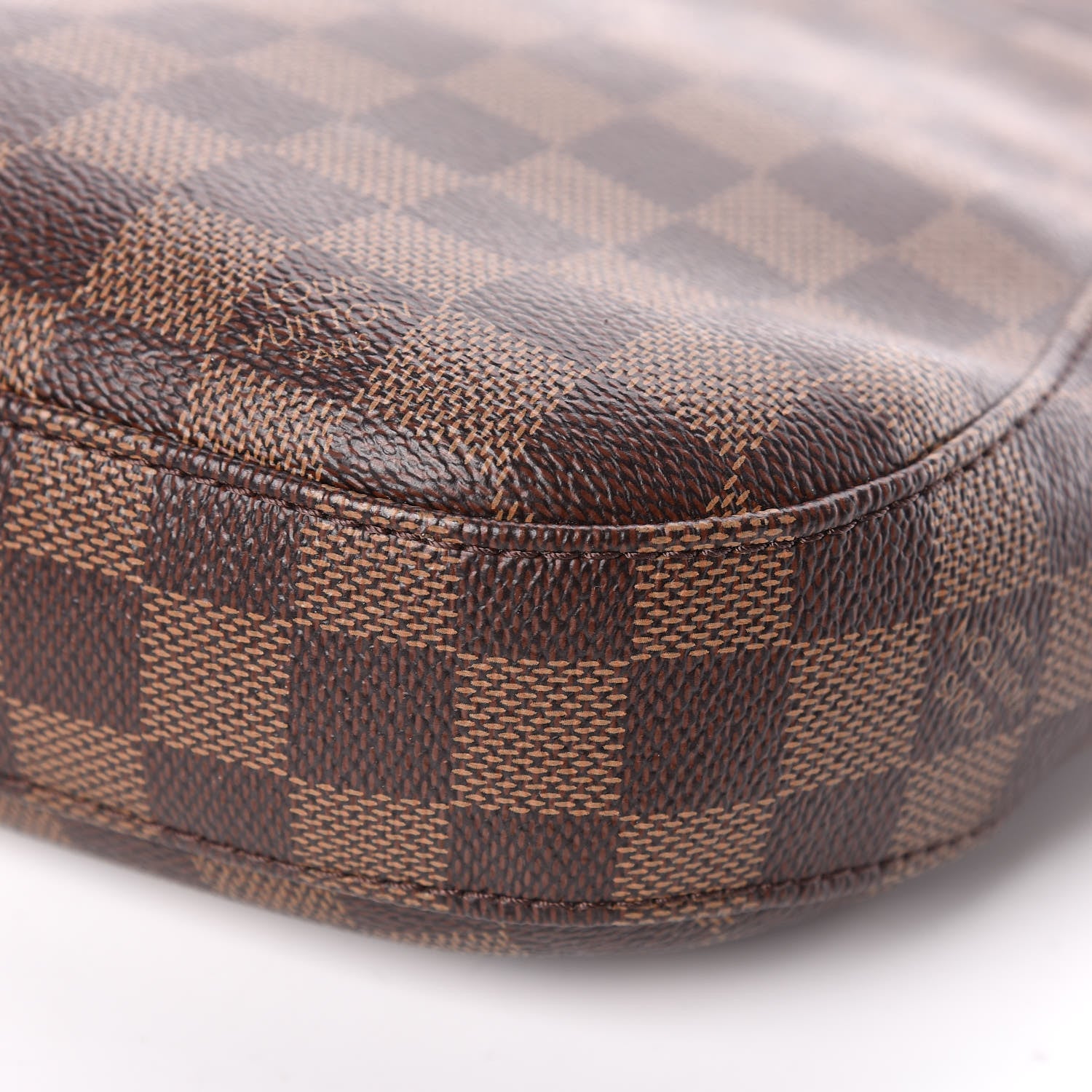 Louis Vuitton Damier Ebene South Bank Besace 6 of 9