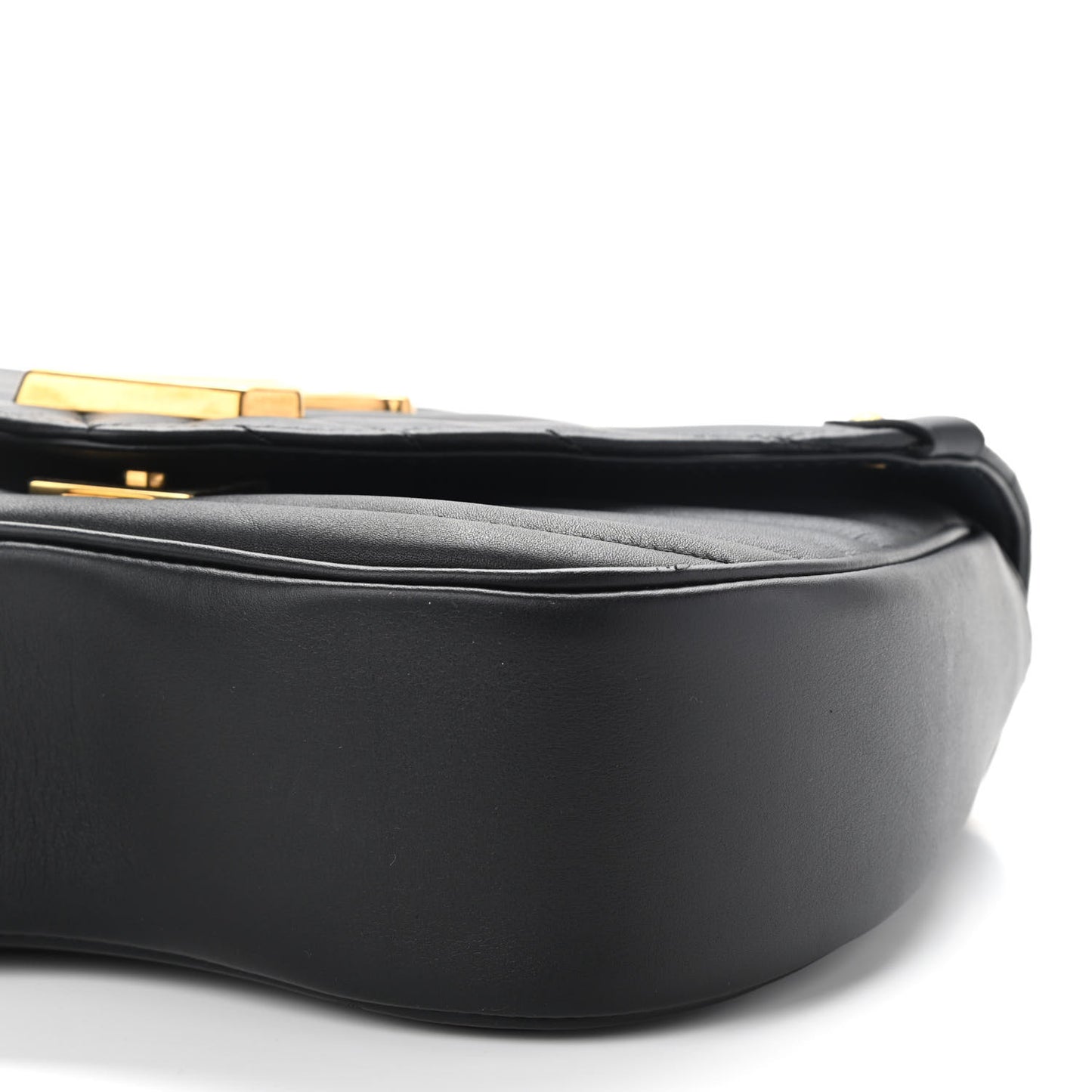 Calfskin New Wave Chain MM Black