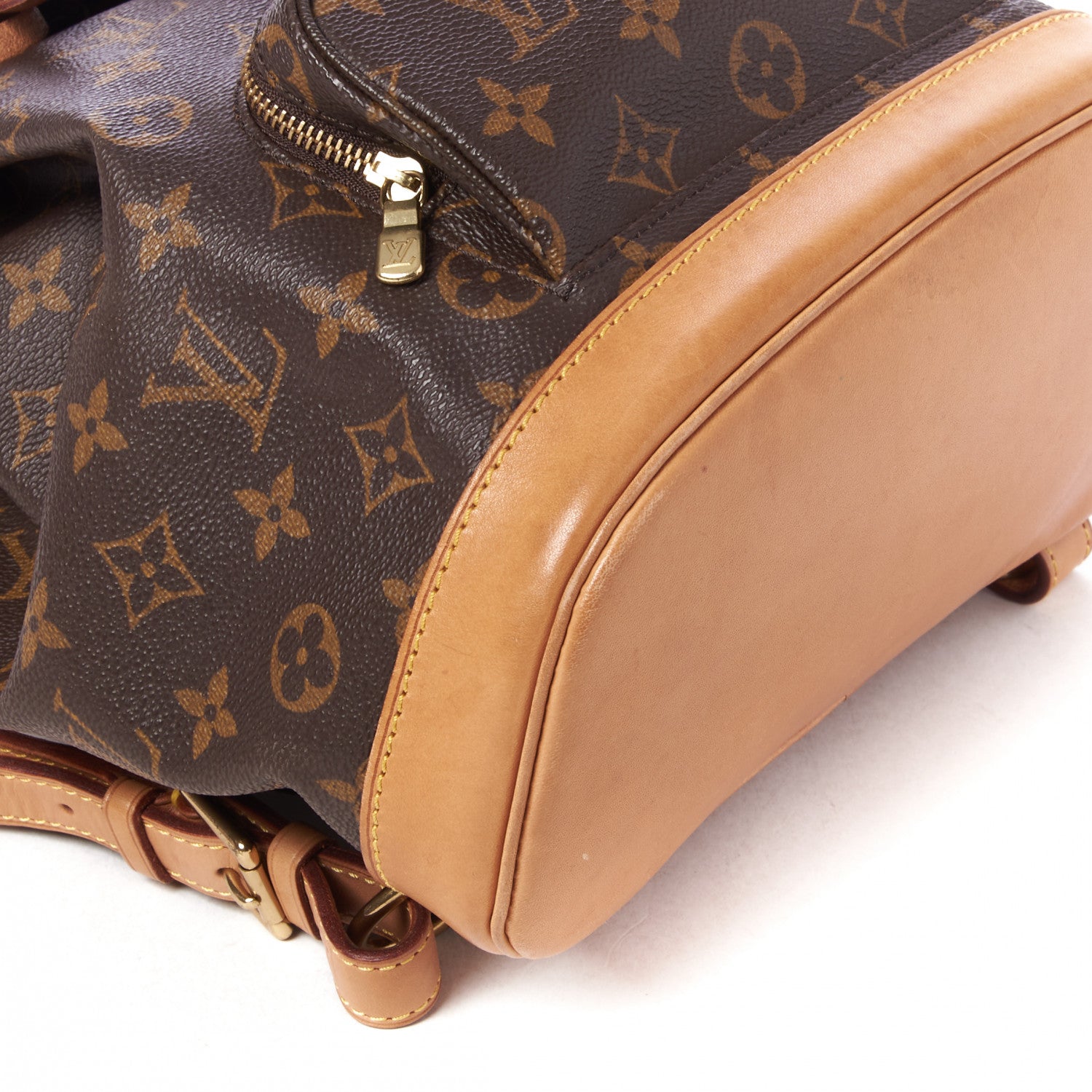 Louis Vuitton Monogram Montsouris MM Backpack 5 of 8
