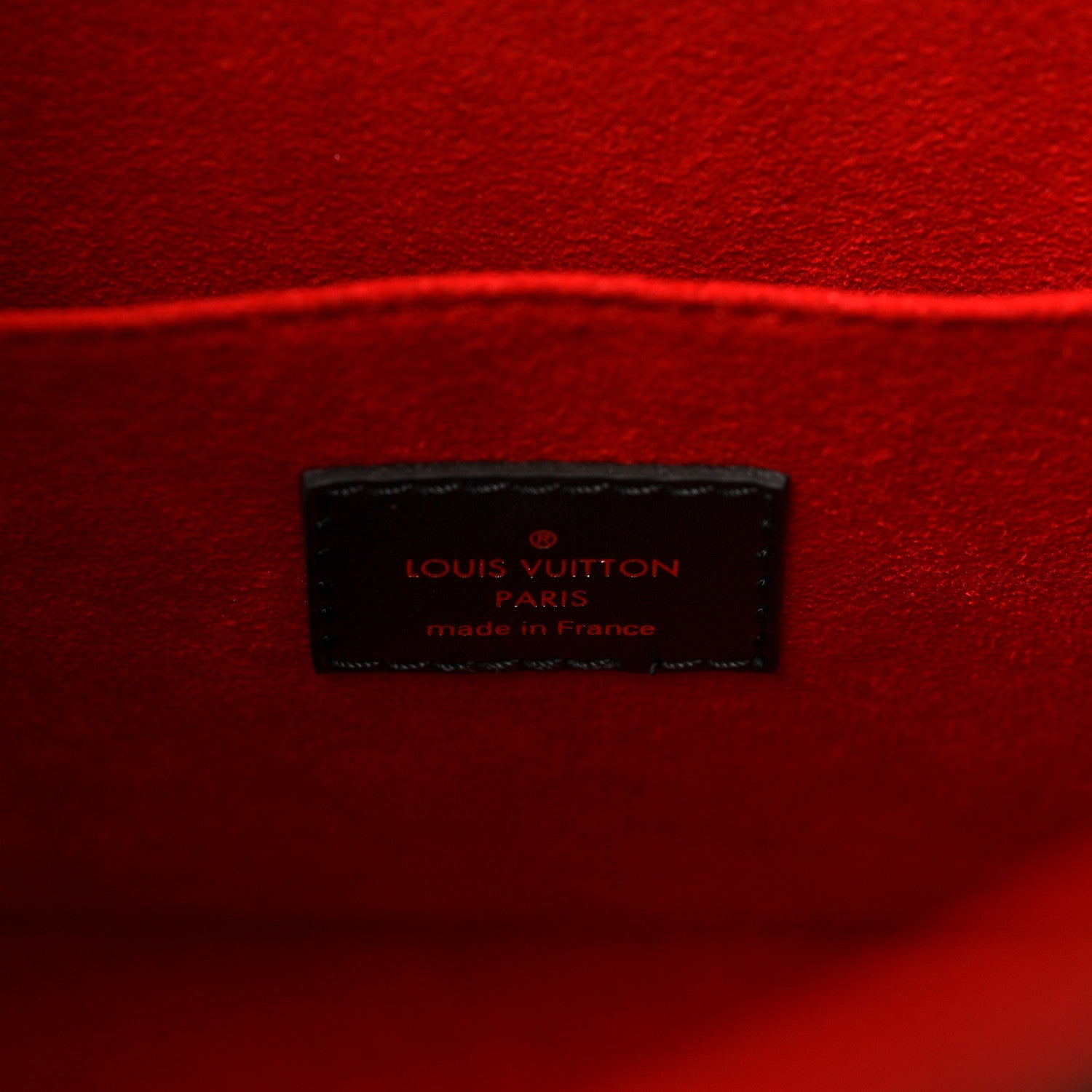 Louis Vuitton Monogram Fall In Love Onthego MM 5 of 7