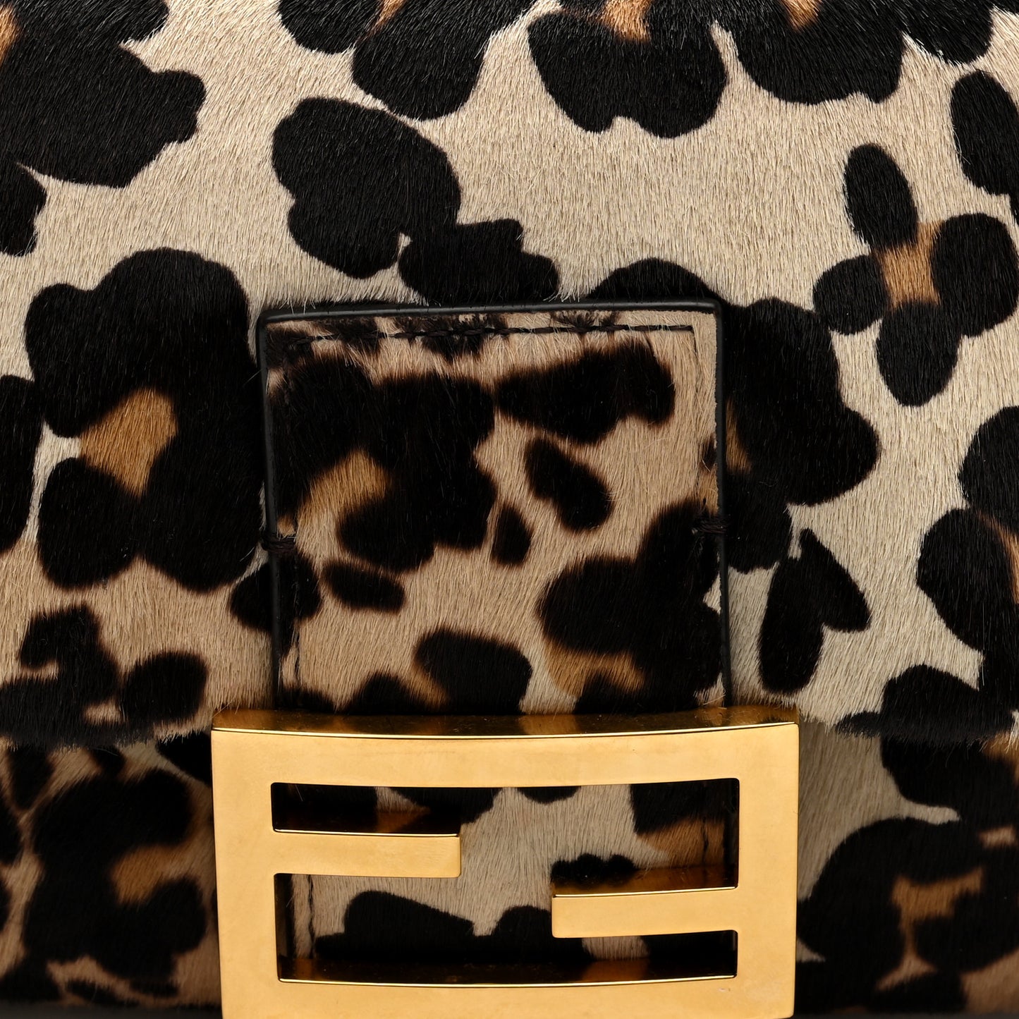 Vitello Pelo Seta Paisley Leopard Print Baguette Cammello Beige Black