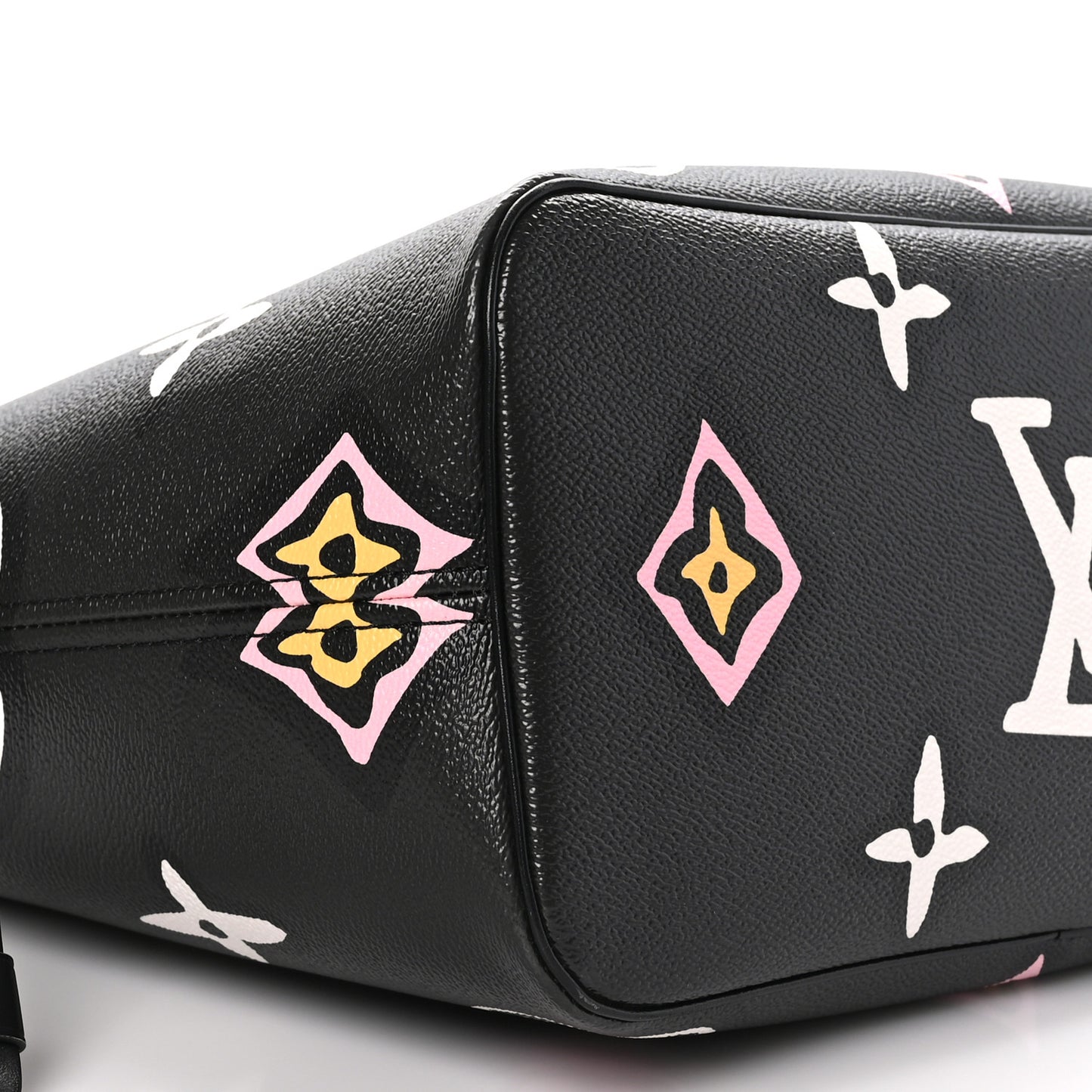 Monogram Giant Wild at Heart Neverfull MM Black