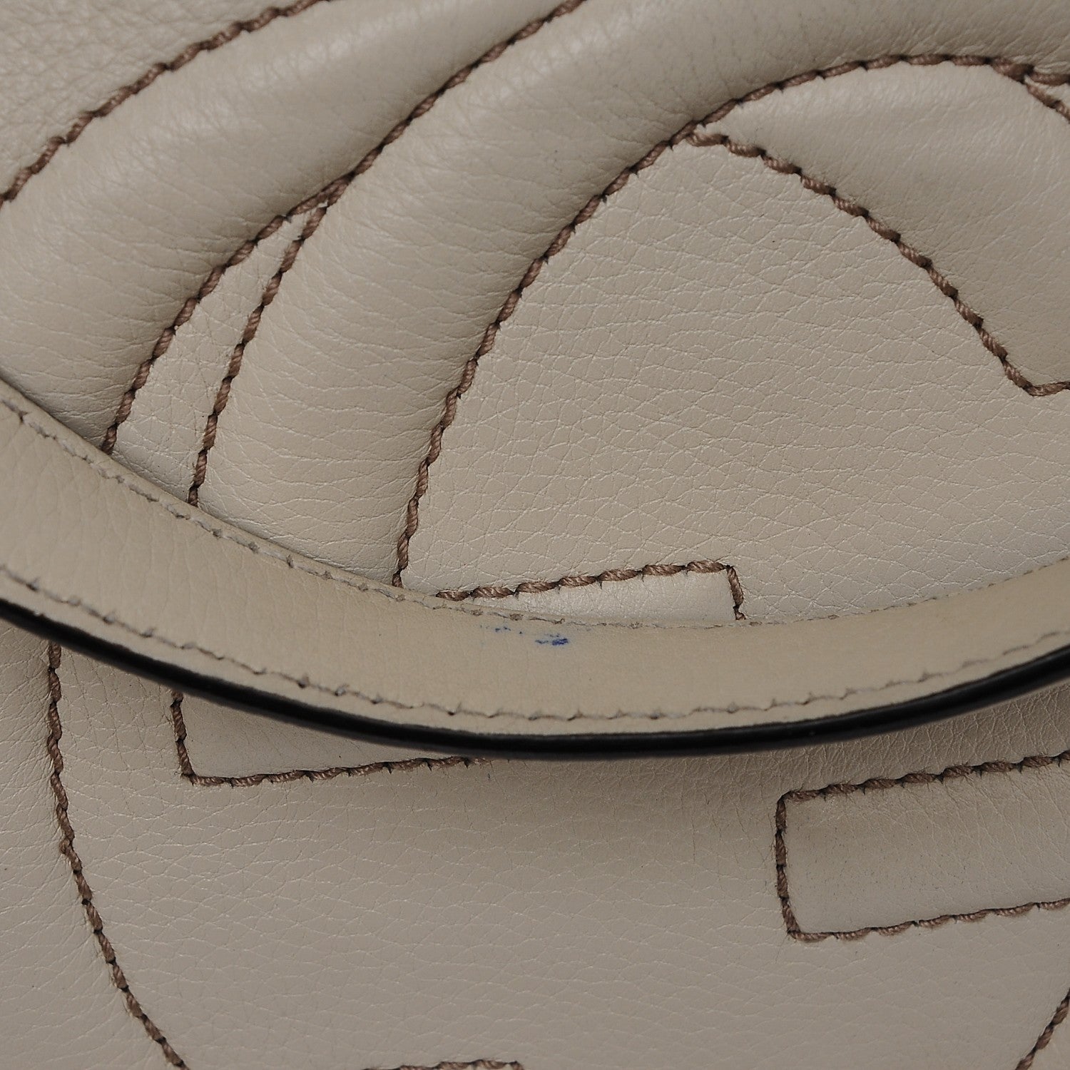 Gucci Pebbled Calfskin Medium Soho Shoulder Bag Off White 8 of 9