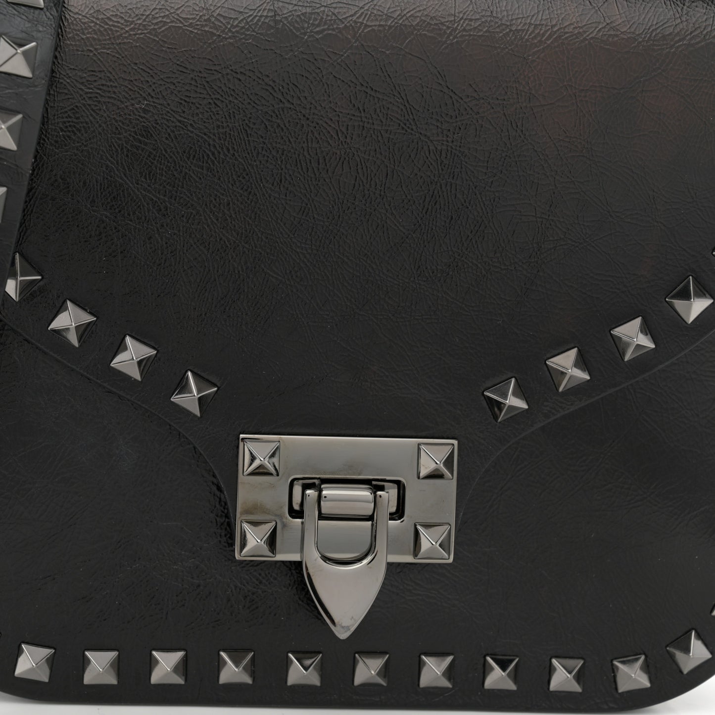 Craquele Calfskin Rockstud Shoulder Flap Messenger Bag Black