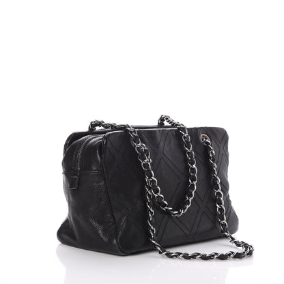 Chanel Calfskin Small Diamond Stitch Tote Black 3 of 13