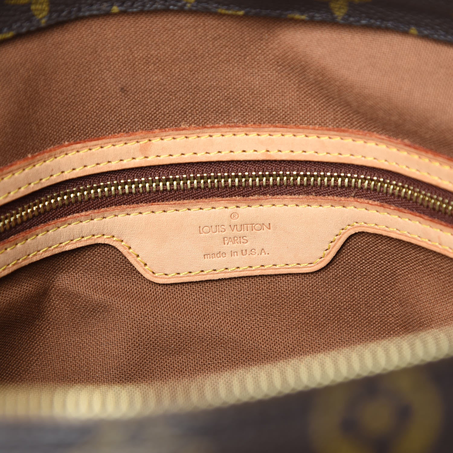 Louis Vuitton Monogram Cabas Mezzo 8 of 13