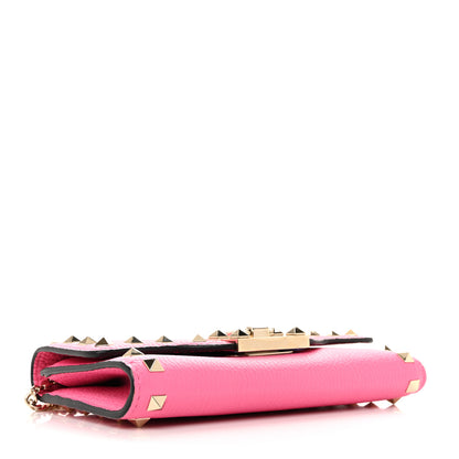 Valentino Garavani Pebbled Calfskin Rockstud Flip Lock Wallet On Chain Feminine Pink 7 of 19